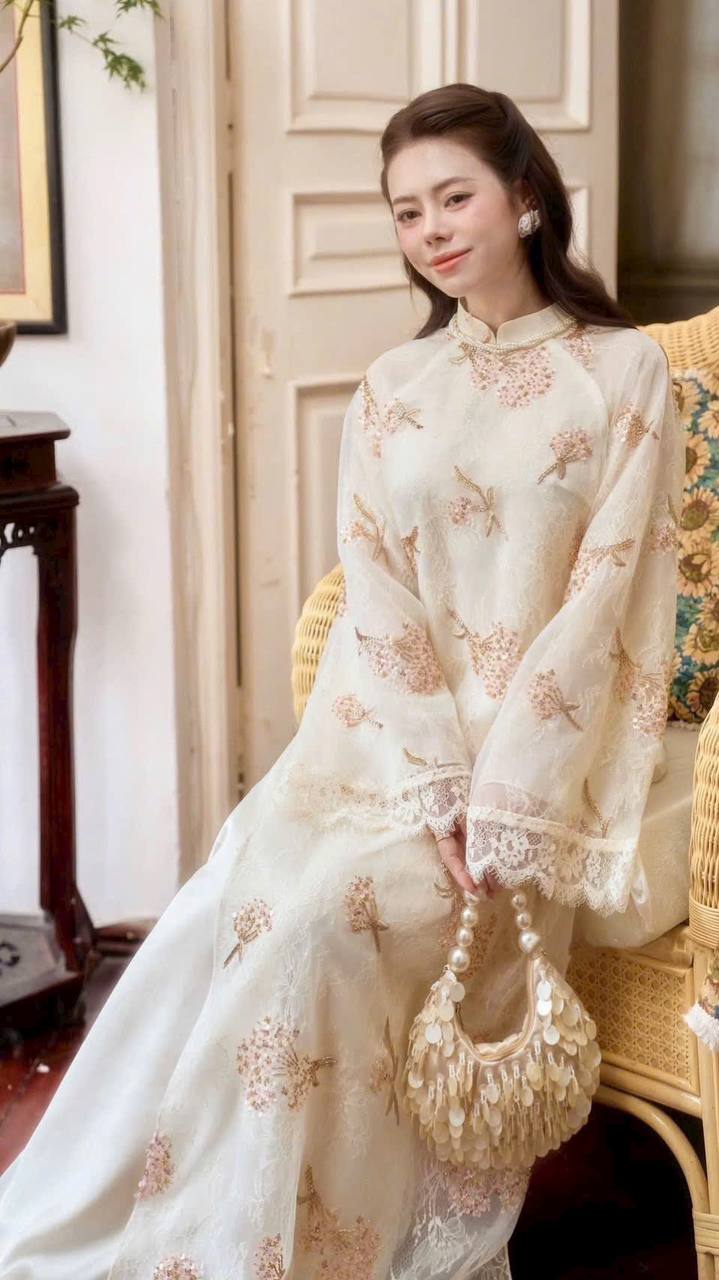 TN139 Áo + quần - Áo dài dáng suông 4 tà lót ren cao cấp