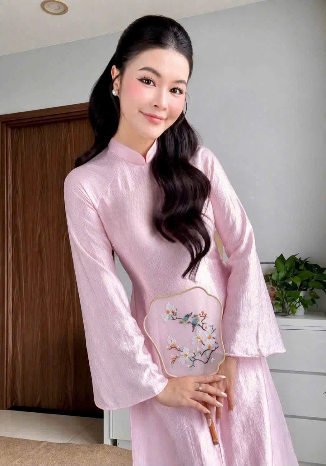 K335 Áo only no pants - Áo dài nhấn eo lụa tằm the màu hồng