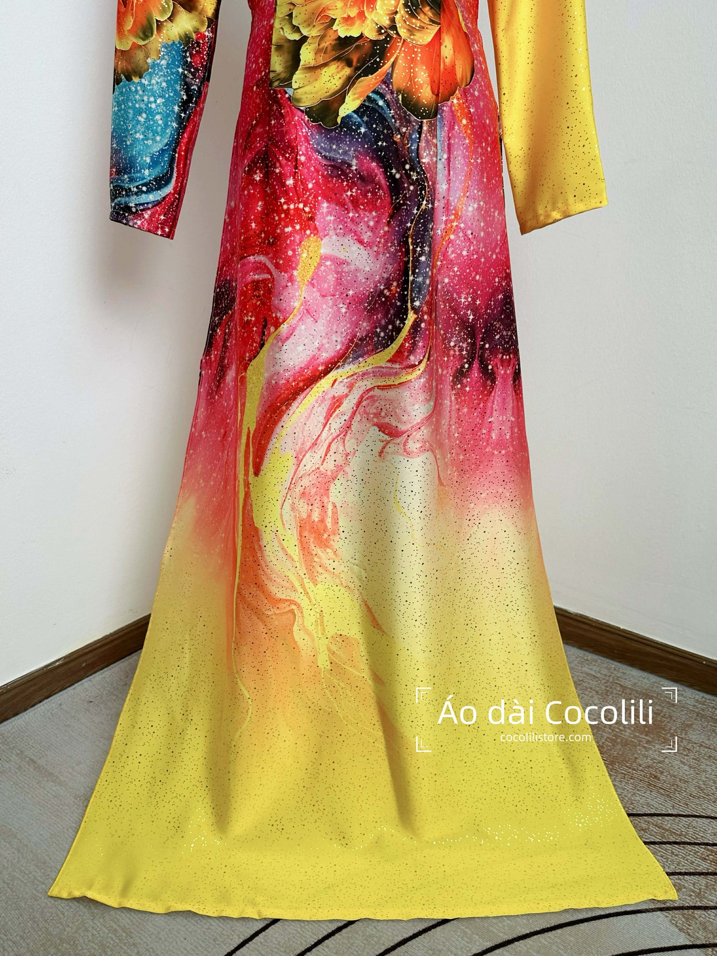 H648 Áo only no pants - Áo dài dáng truyền thống chiết li màu vàng