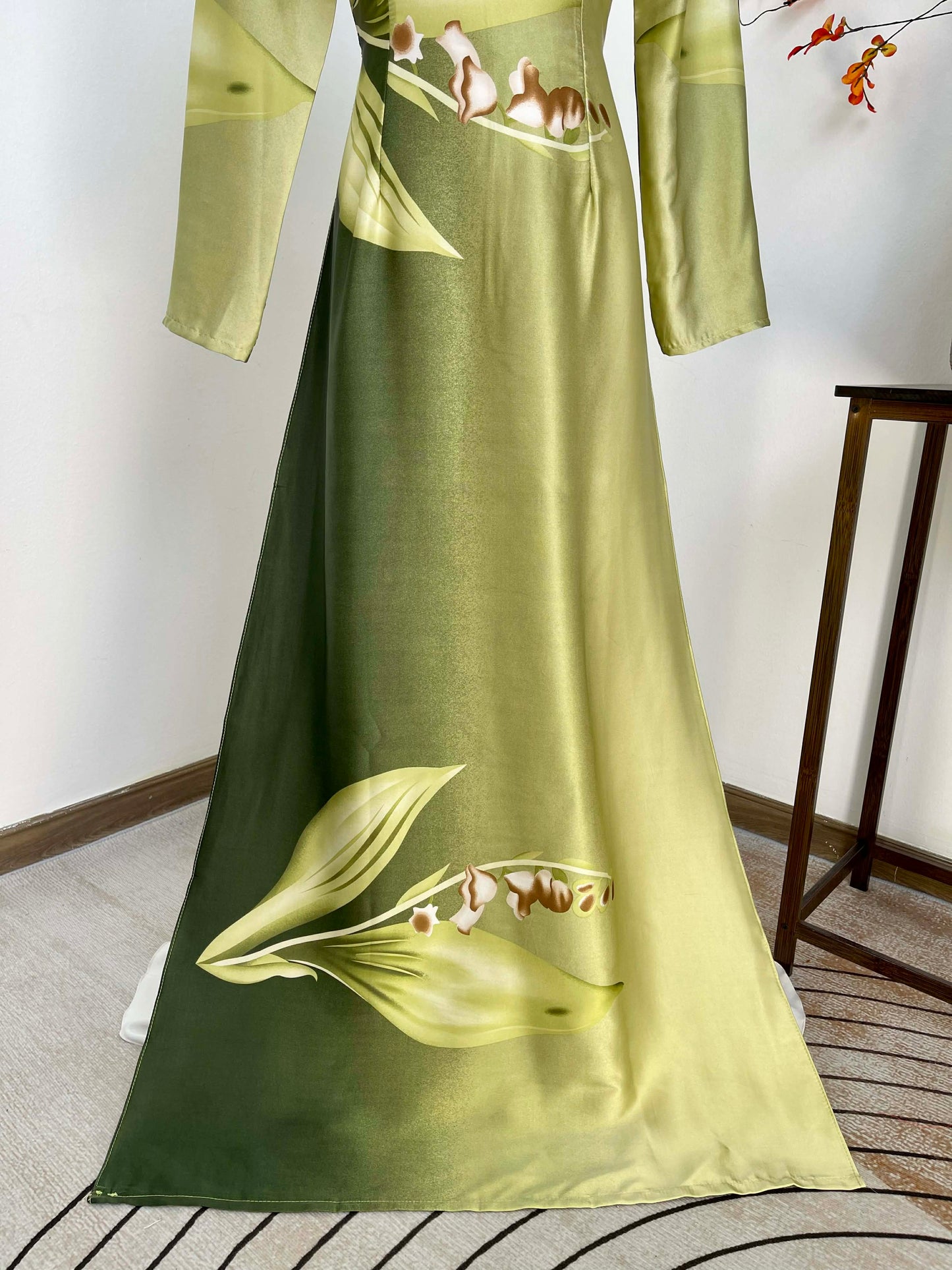 H456 1939 Áo only - Áo dài lụa ánh sao màu ombre xanh lá