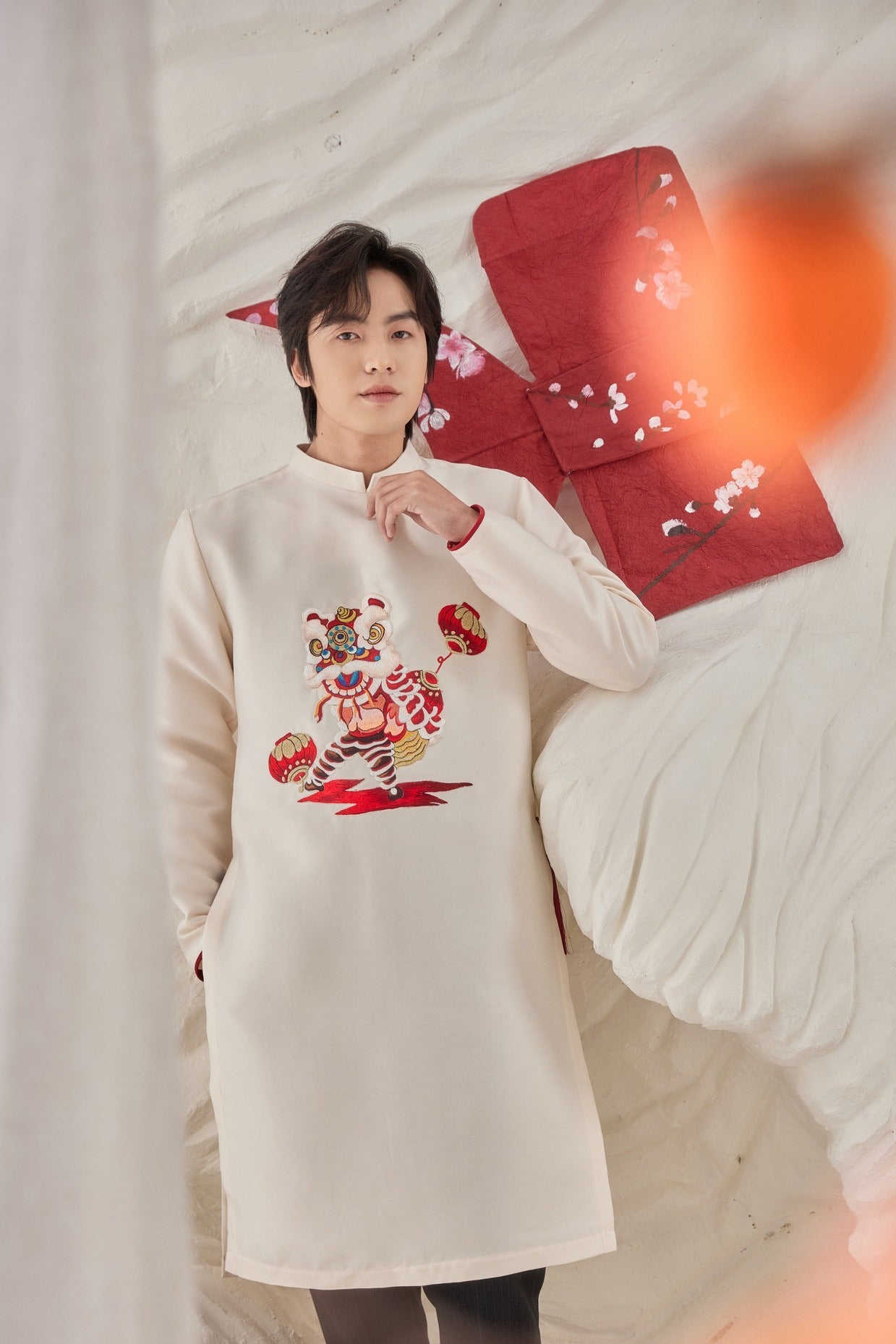 B86 2245 - Áo dài nam gấm vân nổi thêu màu kem be