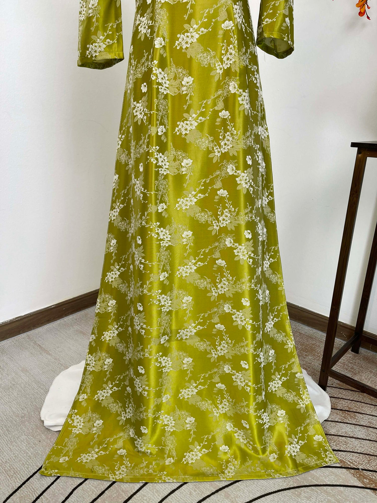 H442 1899 Áo only - Áo dài tay bồng đính cổ màu xanh