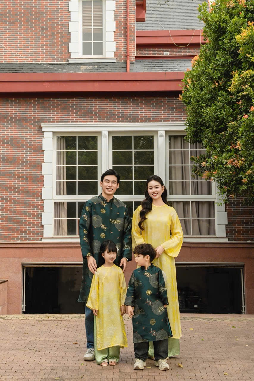 BG63 1724 Áo + quần - Áo dài bé gái tơ tencel màu vàng ánh kim + quần nhũ