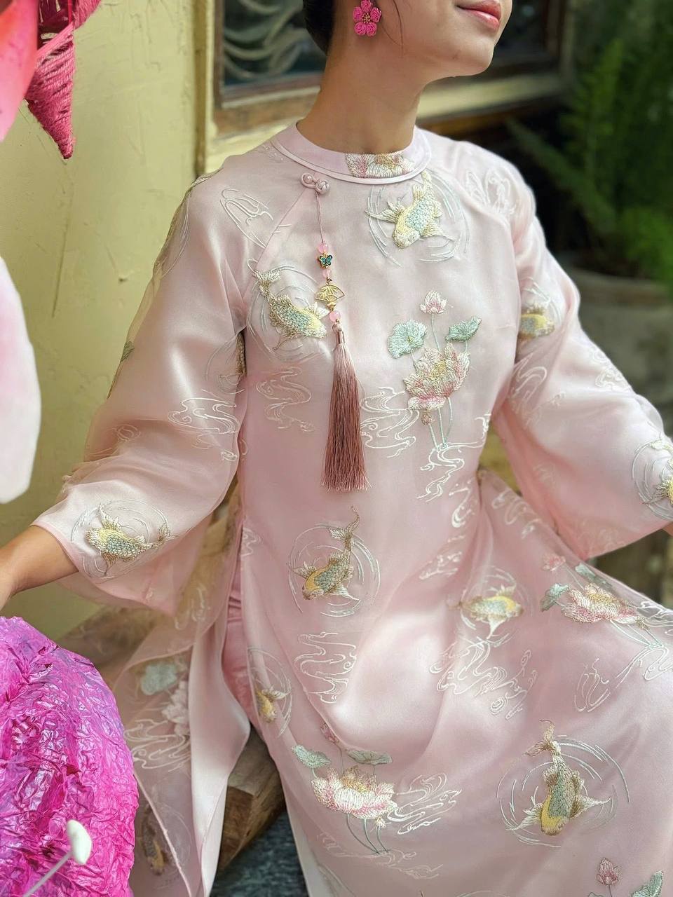 TA07 Áo only no pants - Áo dài dáng suông tơ thêu 4 tà màu hồng