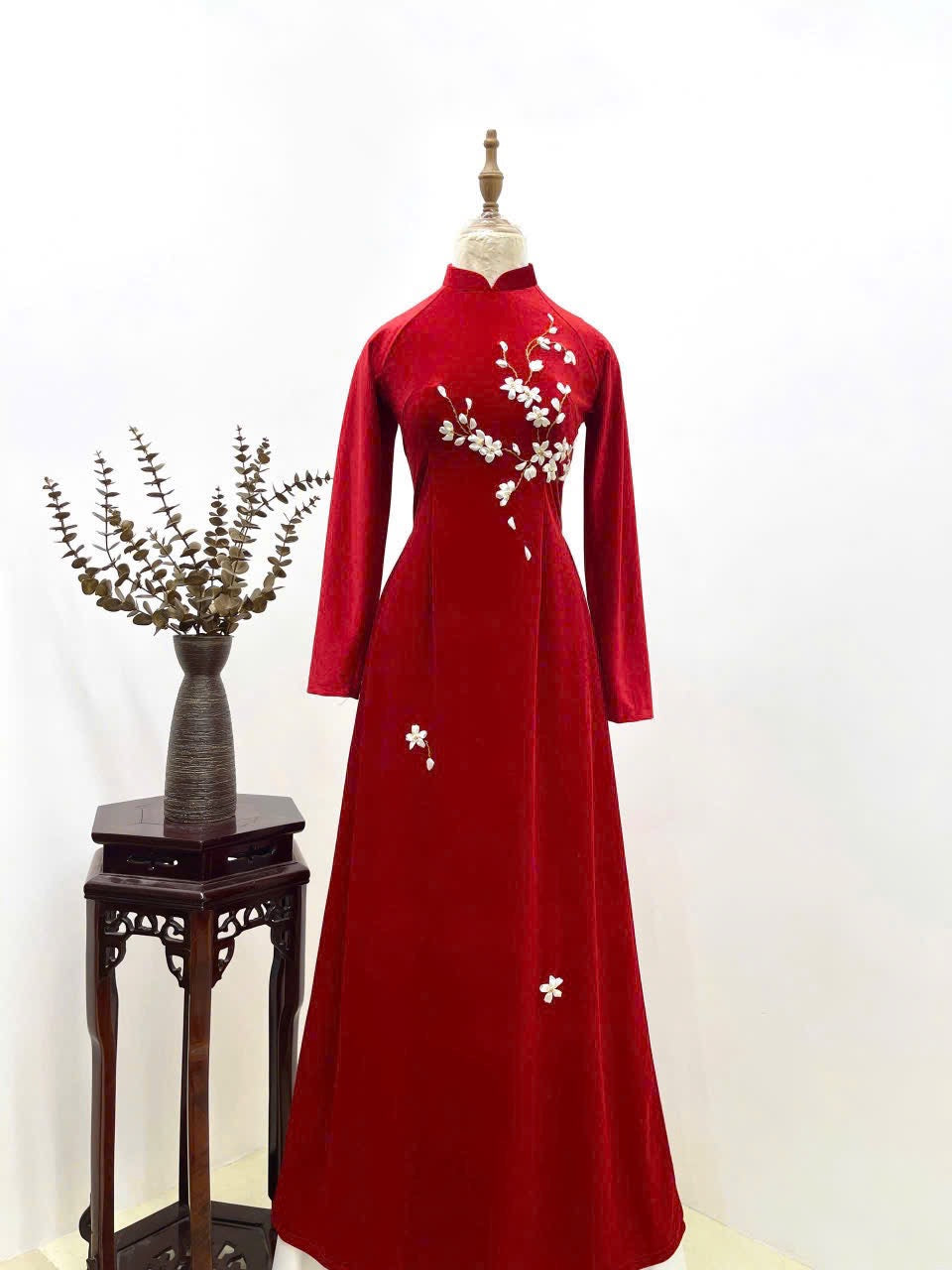 S250 2142 only áo - Áo dài nhung đỏ đính hoa ruy băng