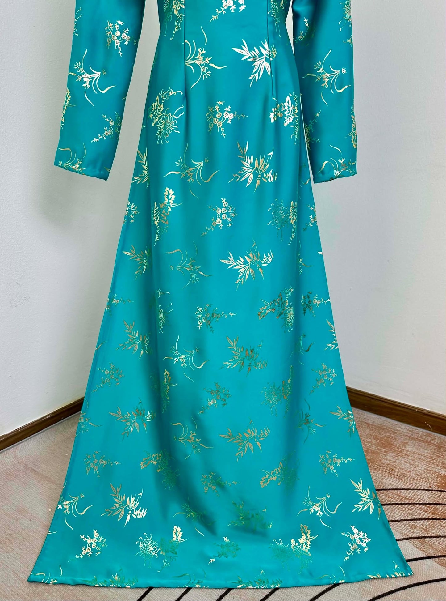 H905 4720 Áo only no pants - Áo dài dáng truyền thống chiết li eo lụa dubai
