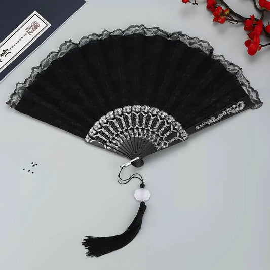 3507 Quạt ren kèm ngọc bội