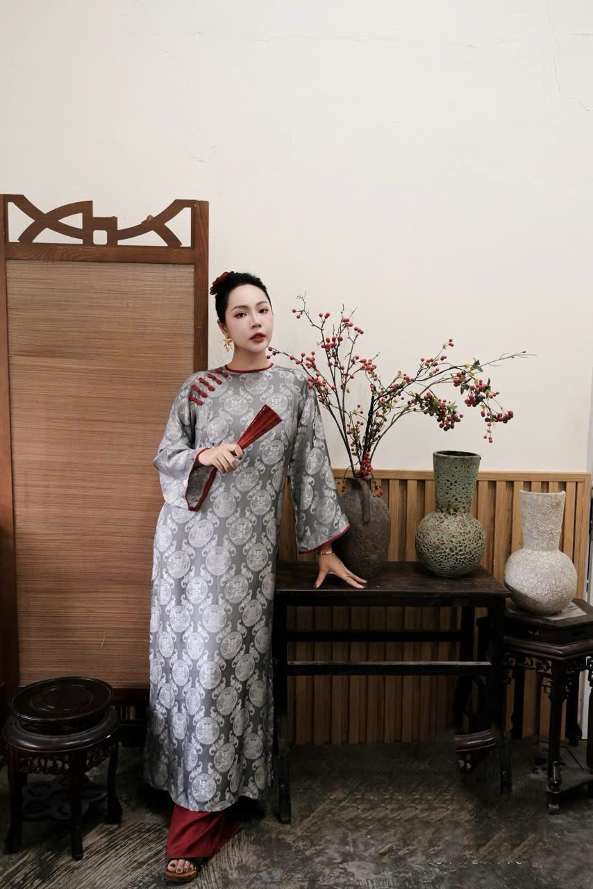 M206 áo + quần đỏ đô - Áo dài thọ dơi xám
