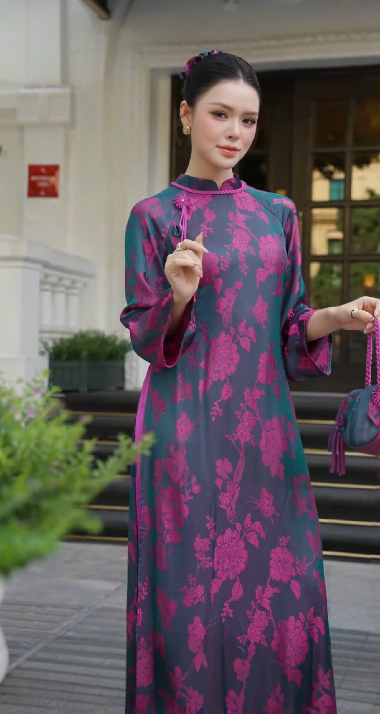 K204 Áo only no pants - Áo dài dáng suông lụa silk óng 2 da
