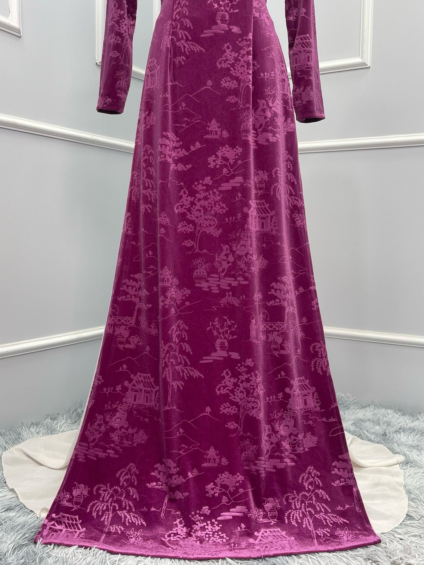 N62 2687 Only áo - Áo nhung hoa văn thủy mặc màu tím cẩm