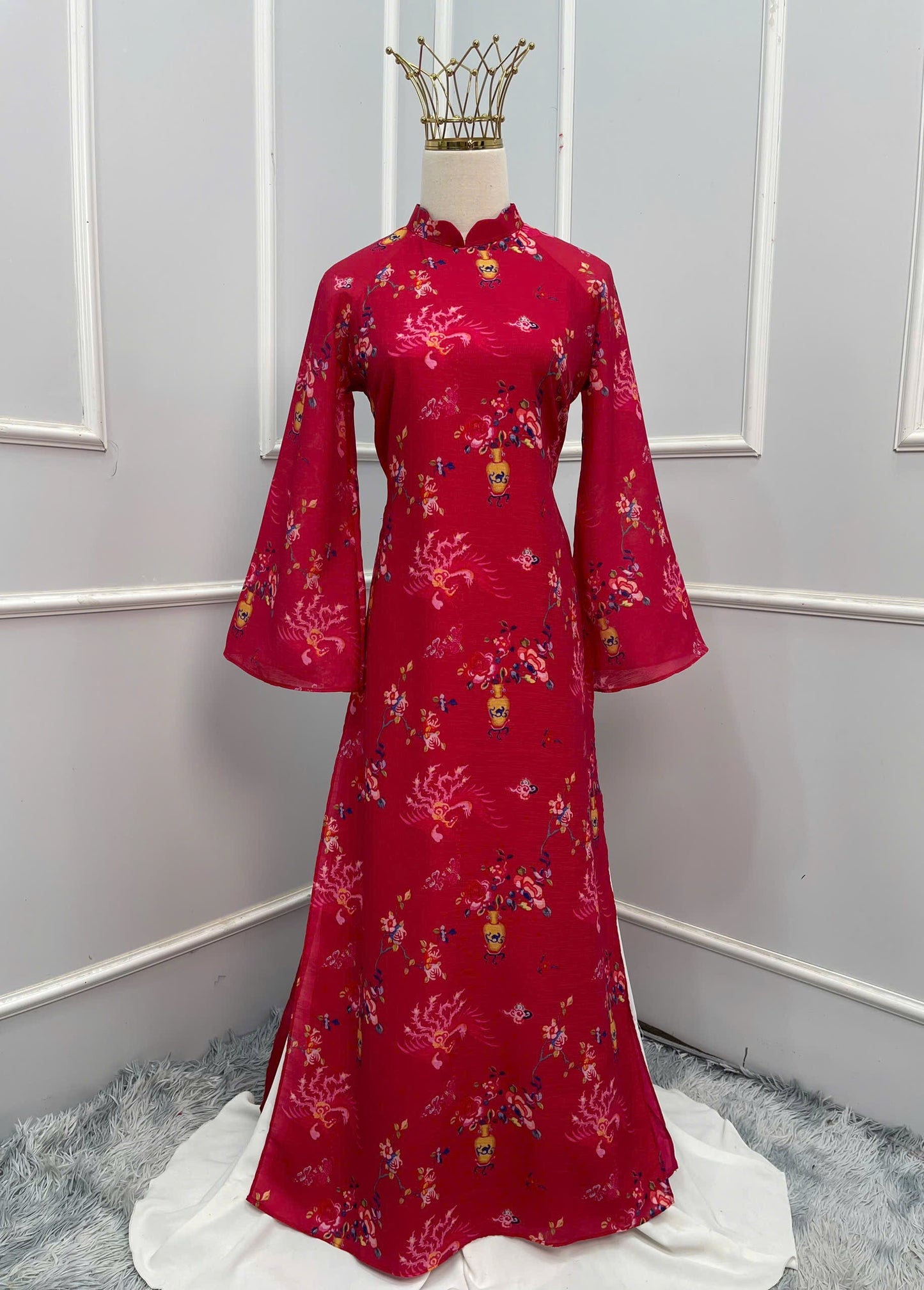 H127 -Áo dài Tơ 4 tà màu hồng đỏ cách tân suông