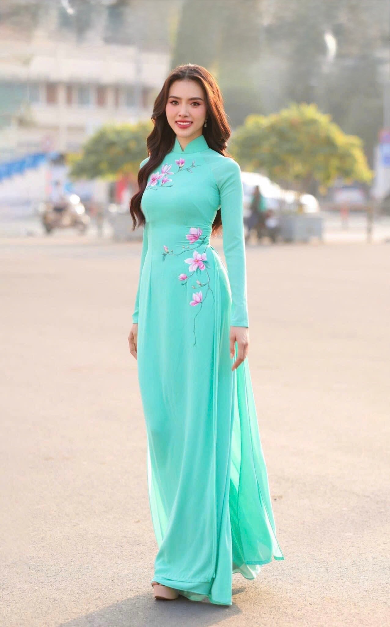 C104 6461 Áo only no pants - Áo dài truyền thống chiết eo chiffon 4 tà xanh ngọc thêu