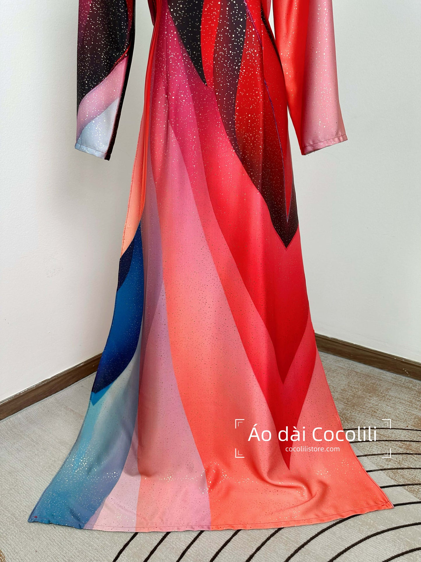 H642 Áo only no pants - Áo dài dáng truyền thống chiết li