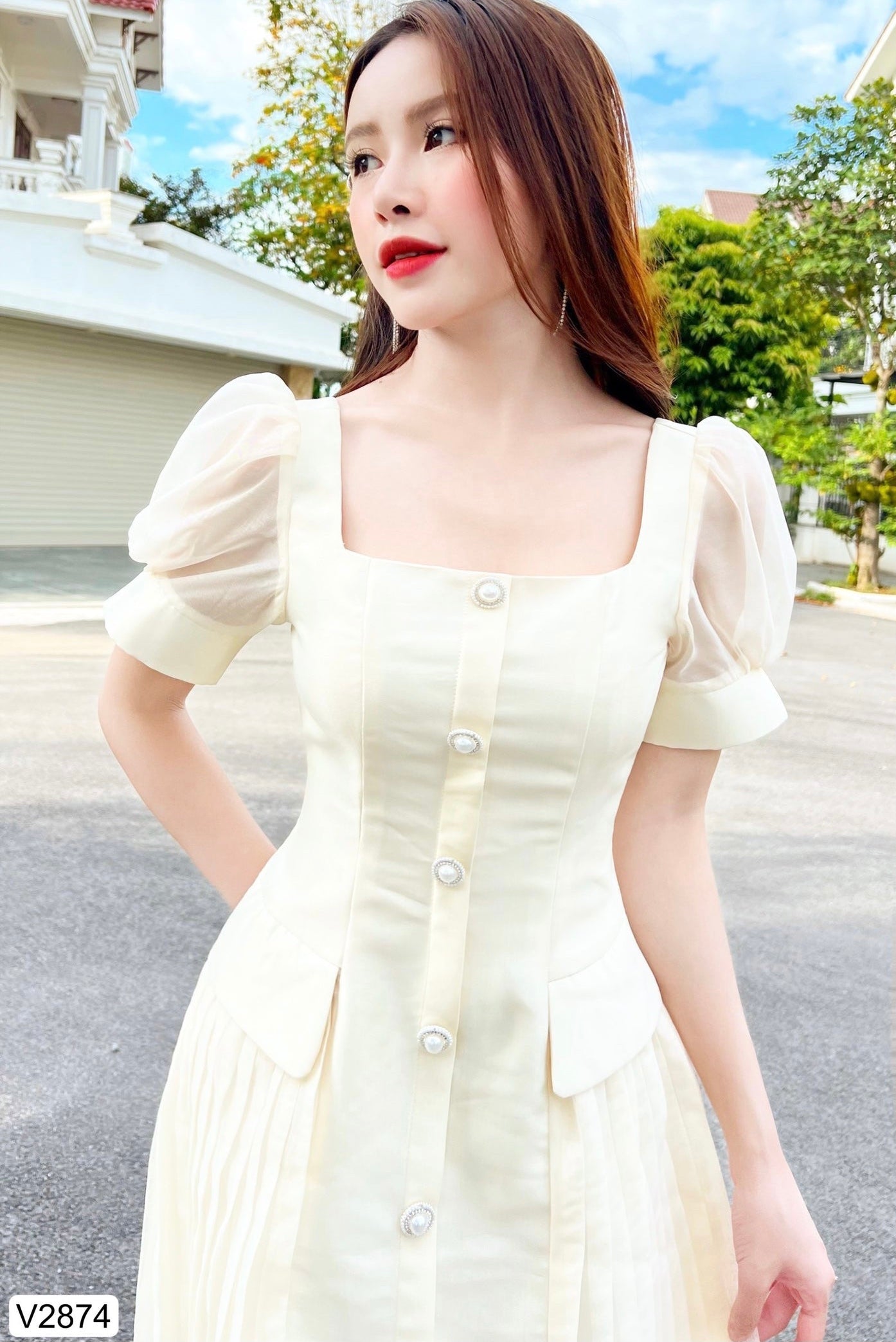 Dress V2874 – ACC.
