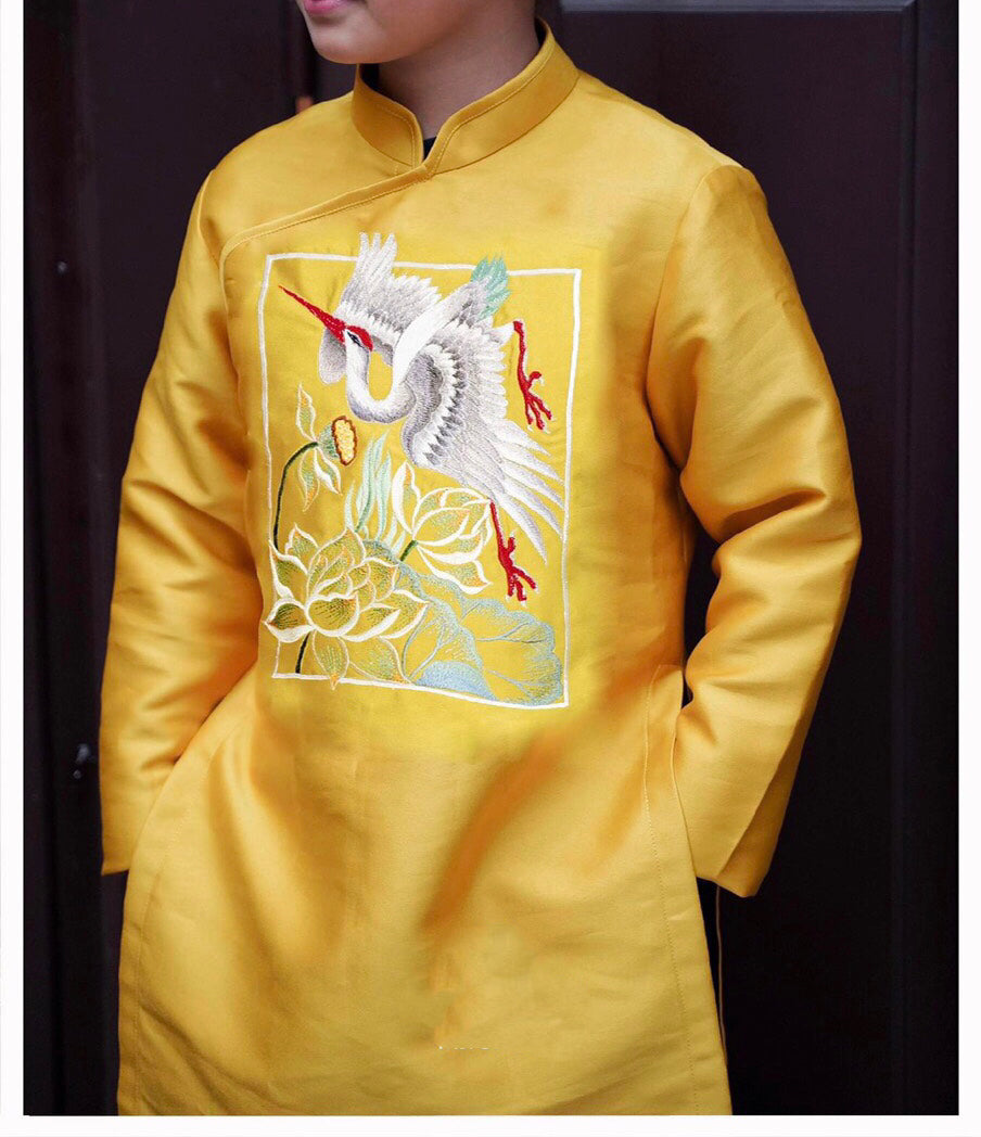 BL118 Only Áo- Áo dài Nam màu vàng vải tafta