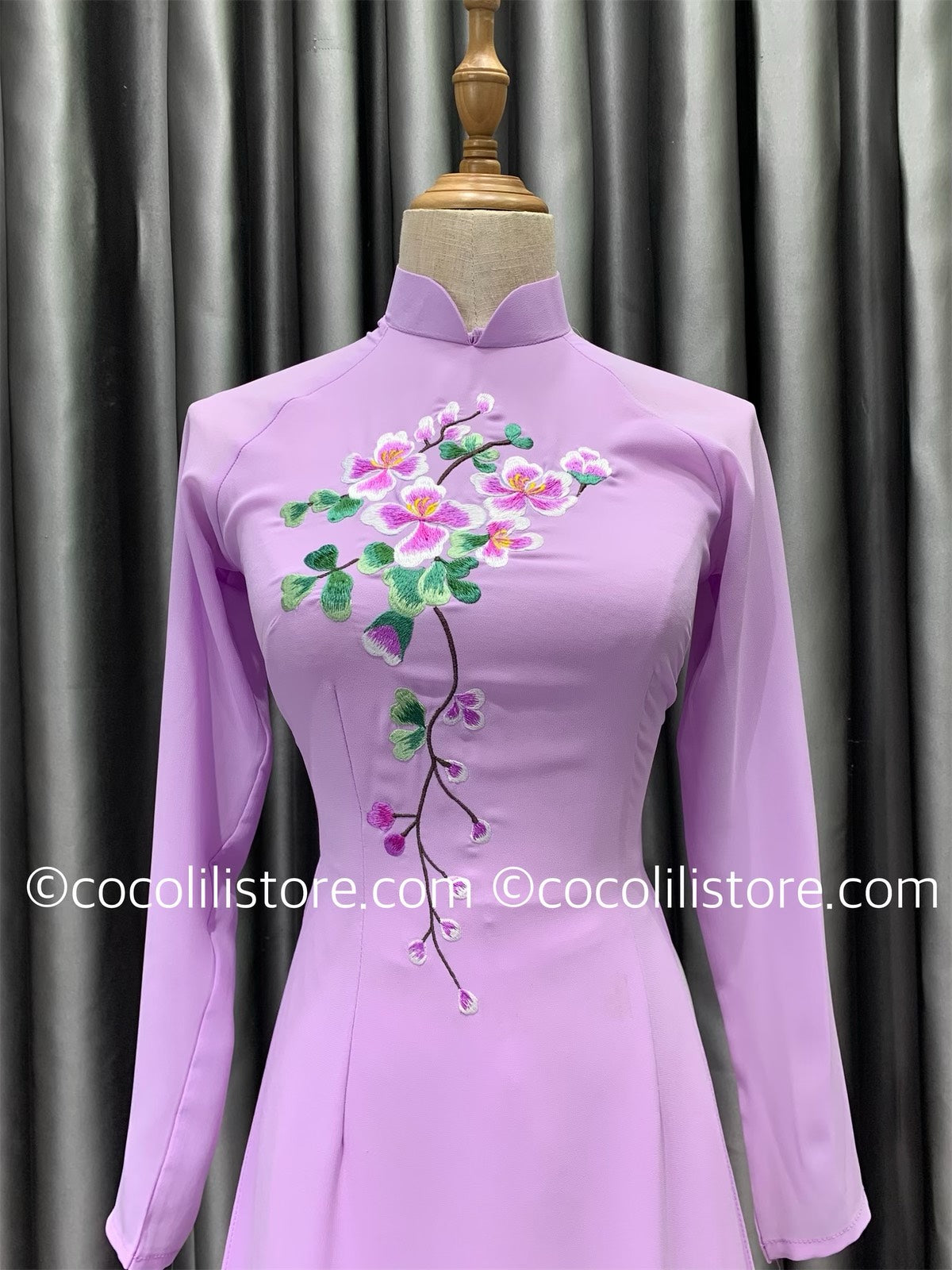 C65 4296 only áo - Áo dài chiffon 4 tà màu tím cà thêu hoa