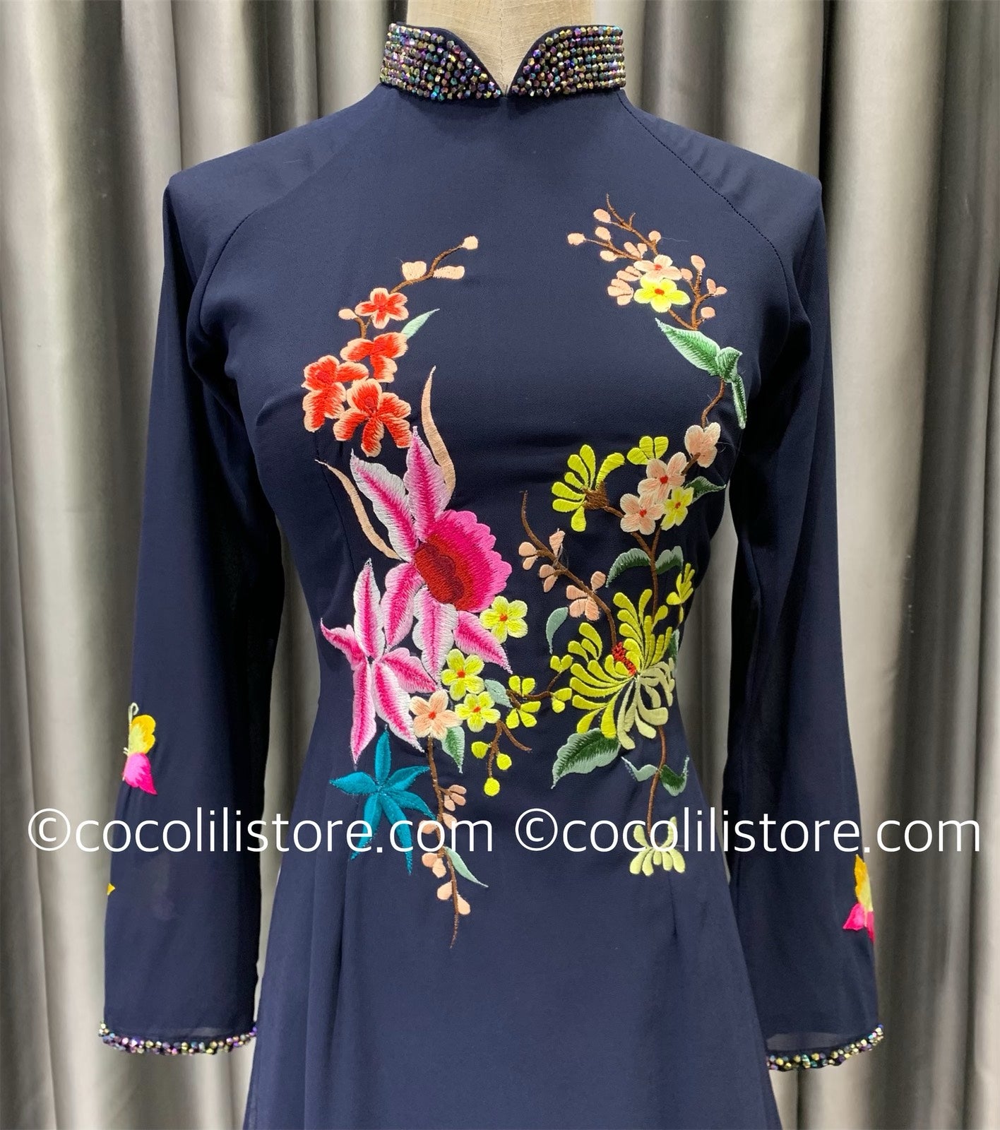 C69 4303 only áo - Áo dài chiffon màu xanh than thêu hoa đính cổ pha lê