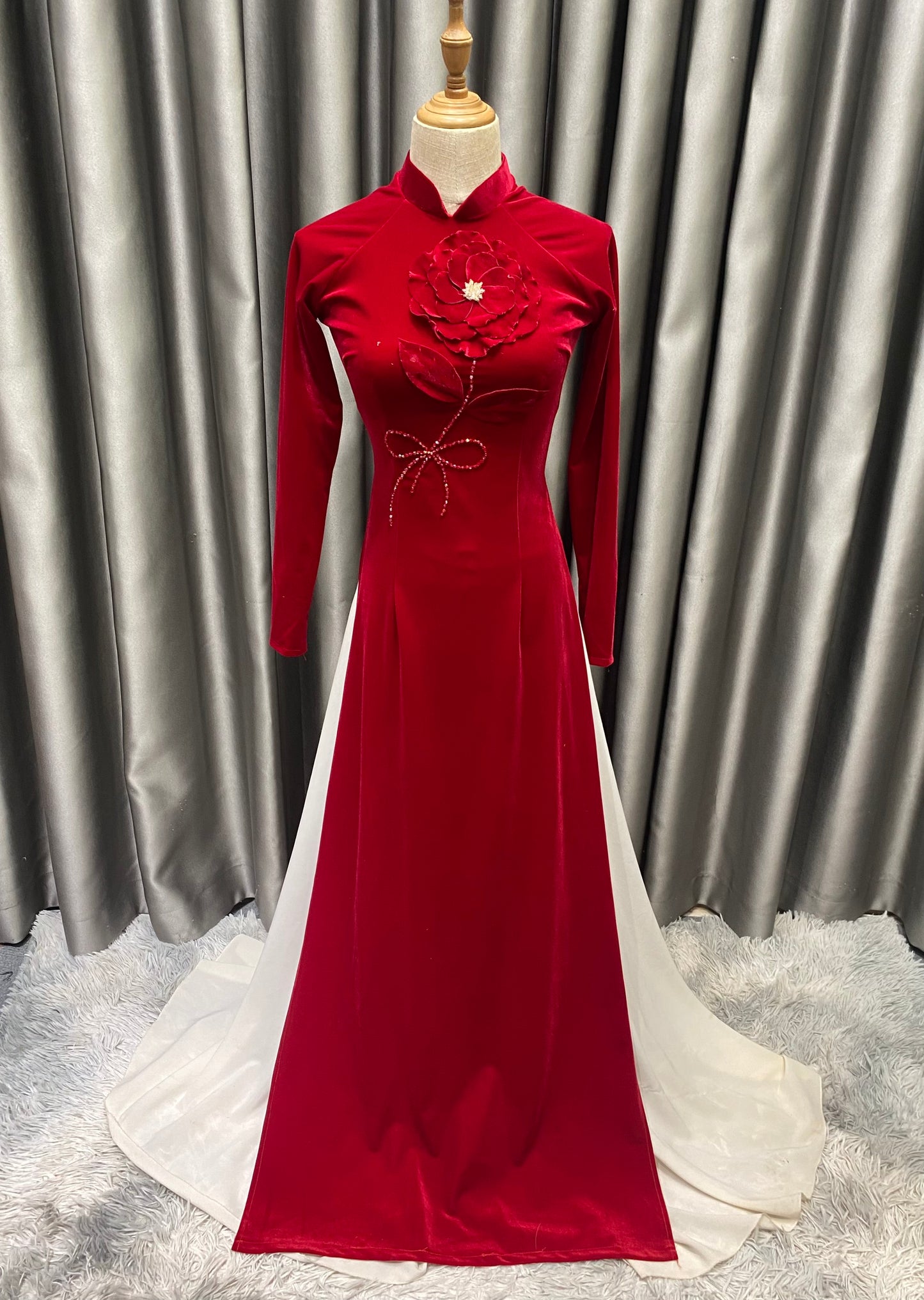 N10 - Áo dài Nhung Đỏ đậm đính hoa (Áo Only)