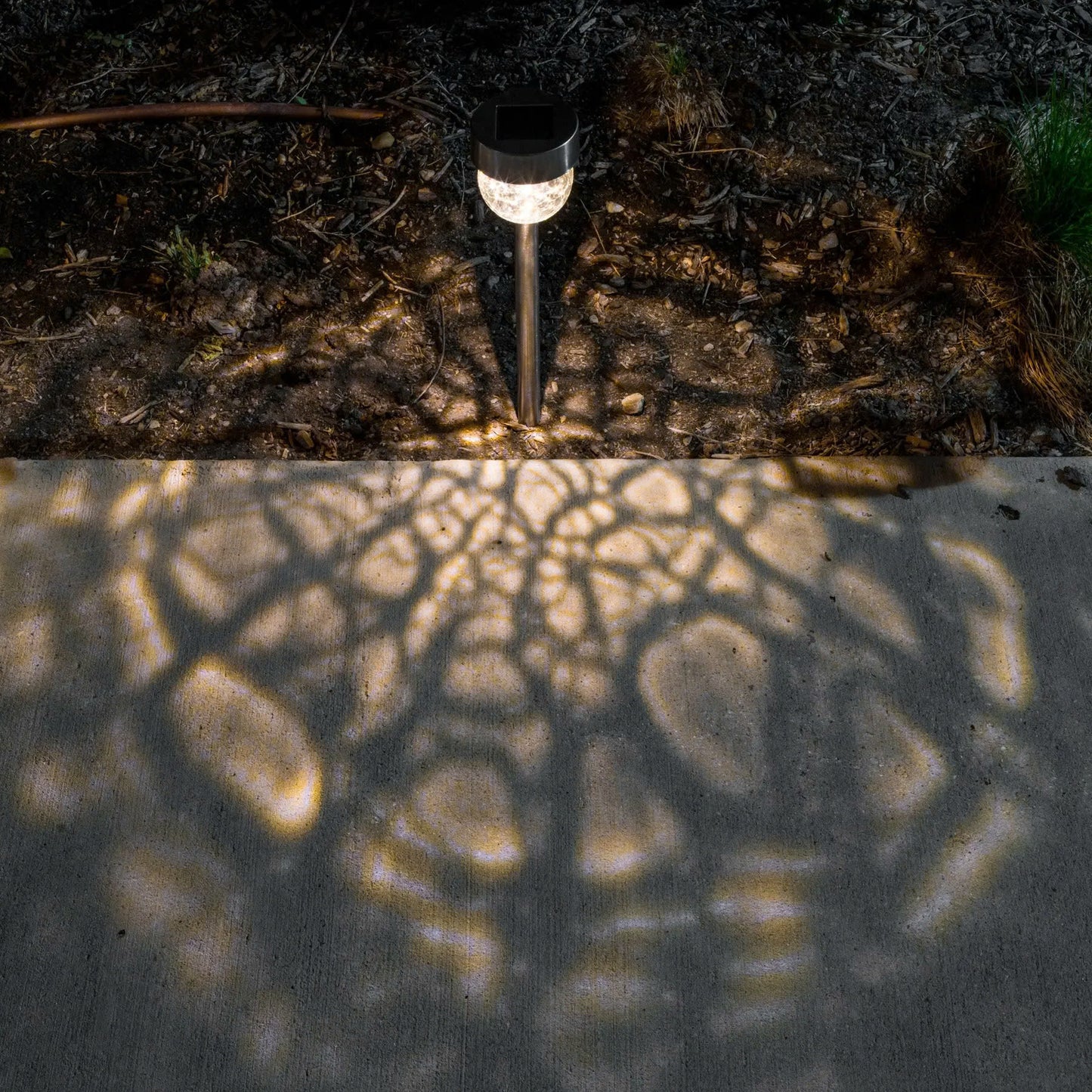 Hanging Ball Solar Light. Brand New $5/pcs. Set of 4pcs $19.99