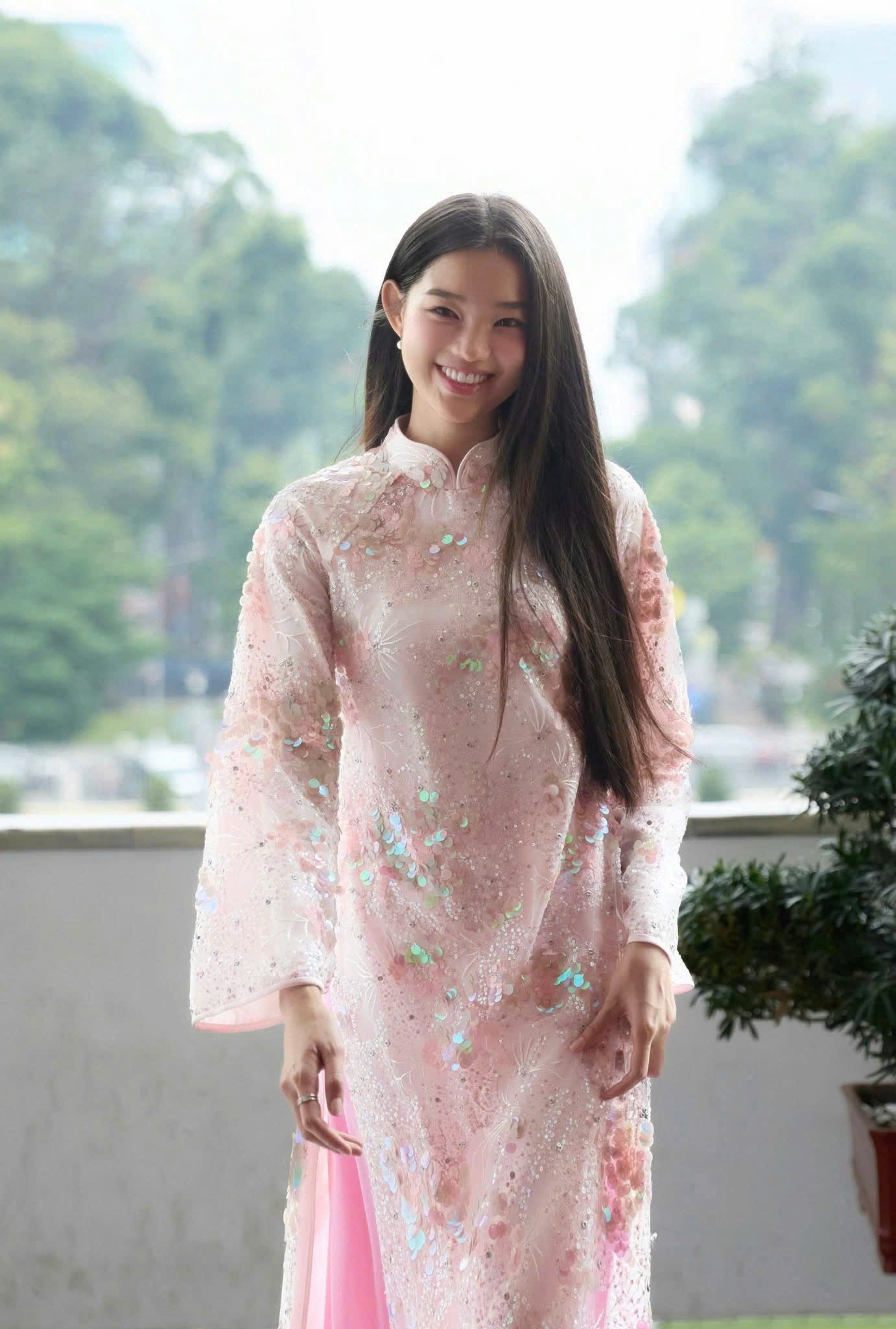 M561 Áo only - Áo suông thiết kế đính màu hồng phấn