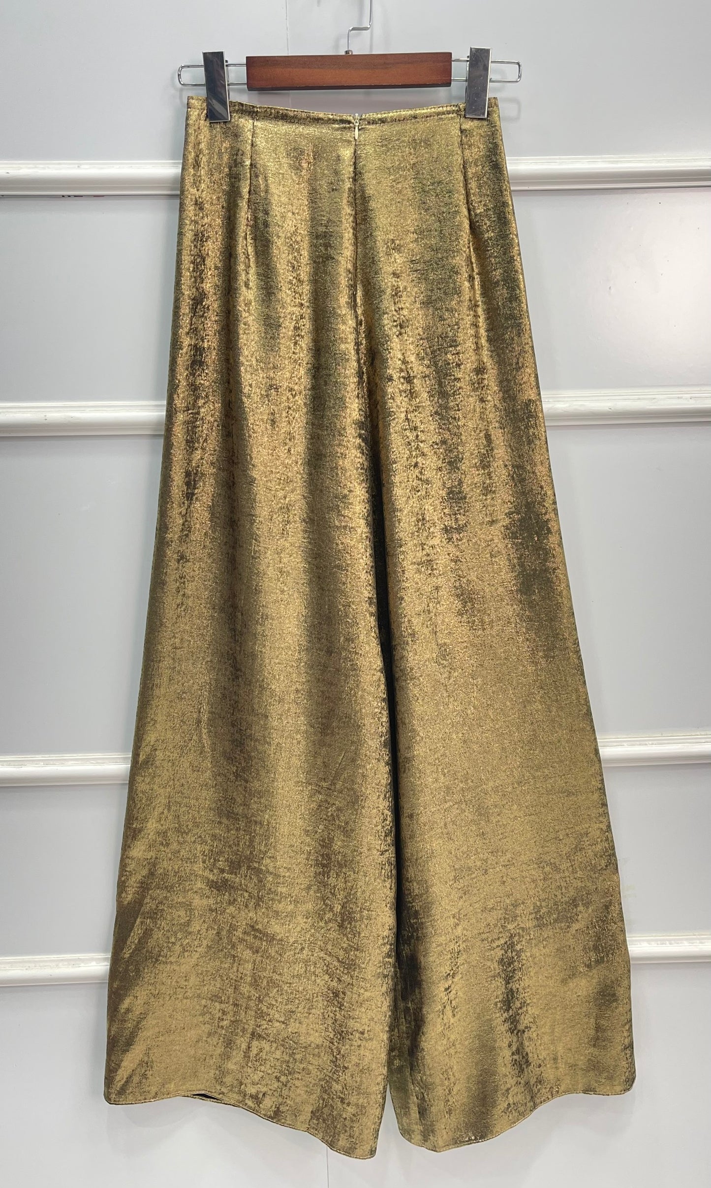 L1377 Áo + quần - Áo lụa nhũ màu gold