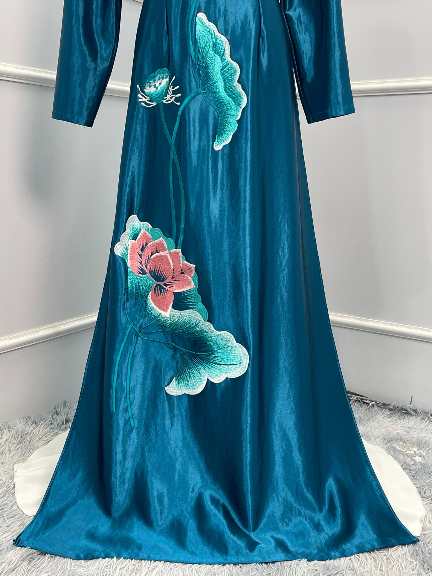 T489 Áo only - Áo dài lụa satin xanh cổ vịt