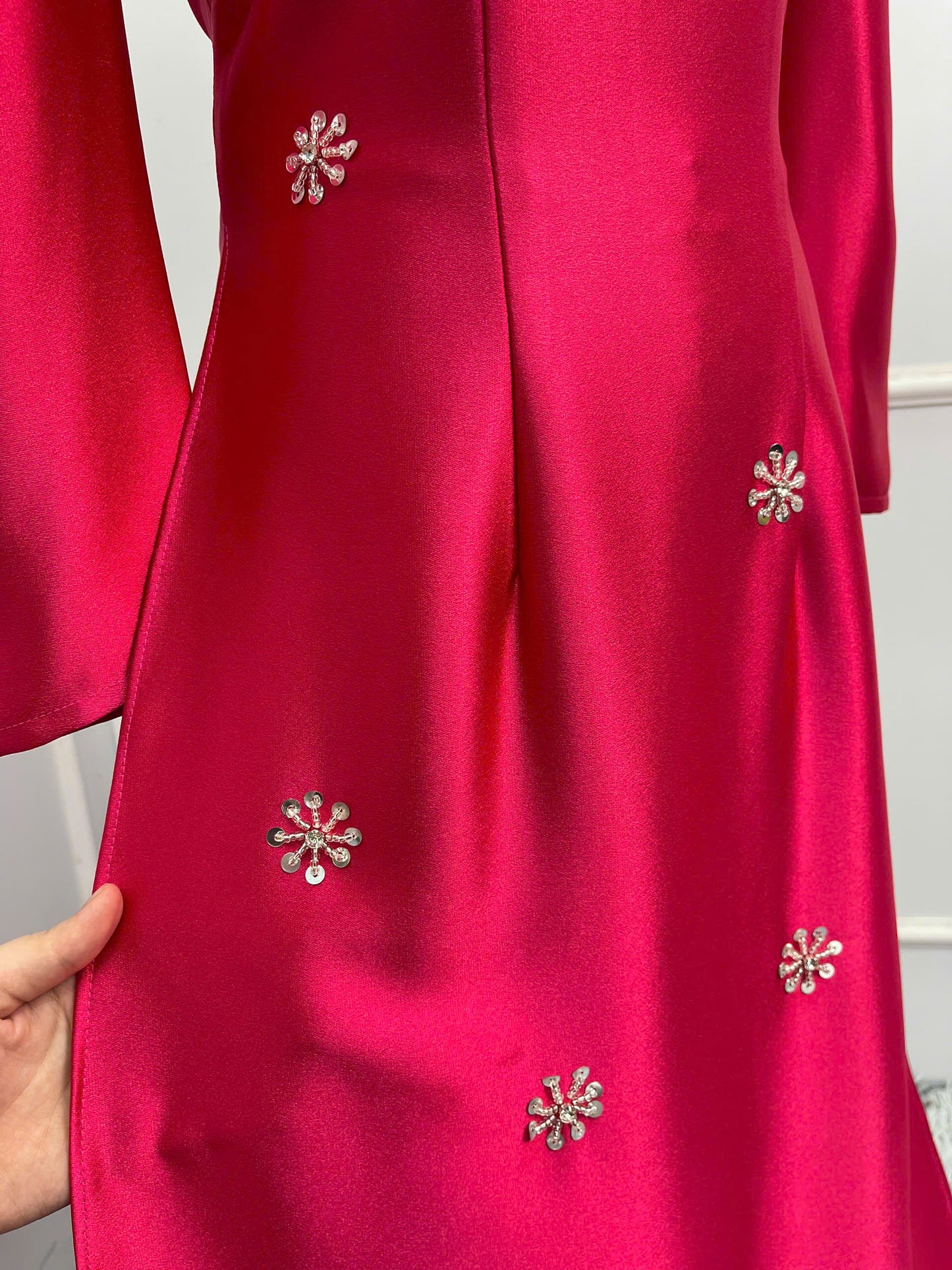 T492 Áo only - Áo dài lụa valentino màu hồng sen đính đá