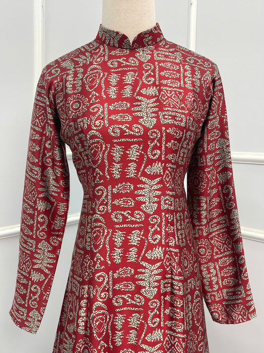 H142 Áo only - Áo dài đỏ họa tiết thư pháp