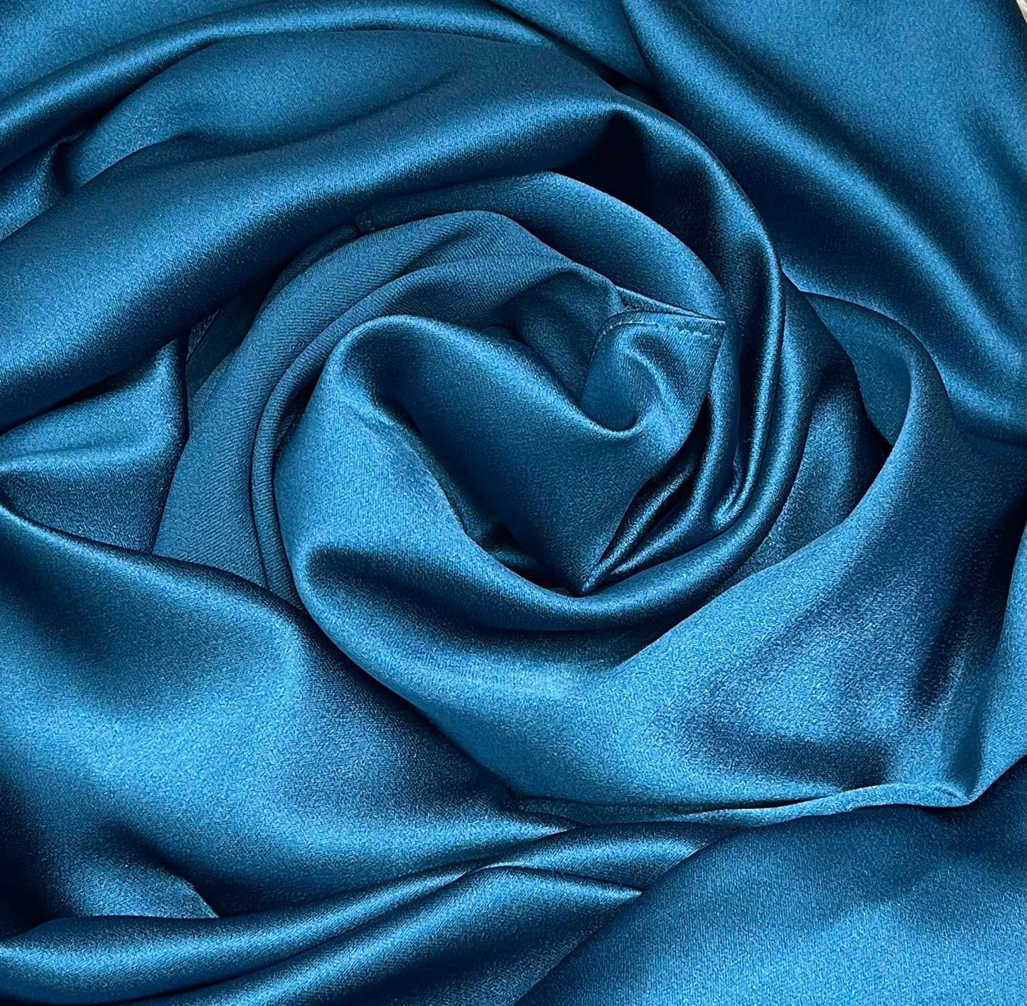 S203 Áo only - Áo dài lụa ruby đính đá màu xanh cổ vịt