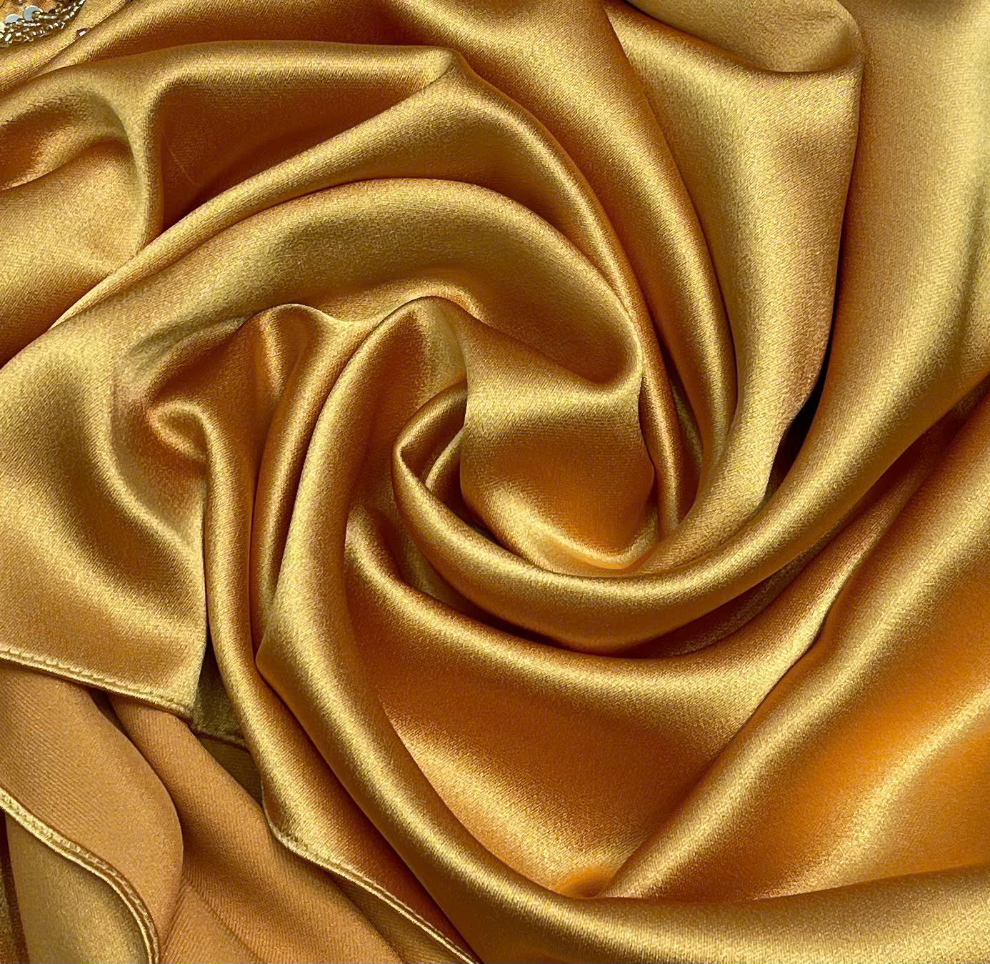 S217 1510 Áo only - Áo dài lụa valentino đính kết màu vàng