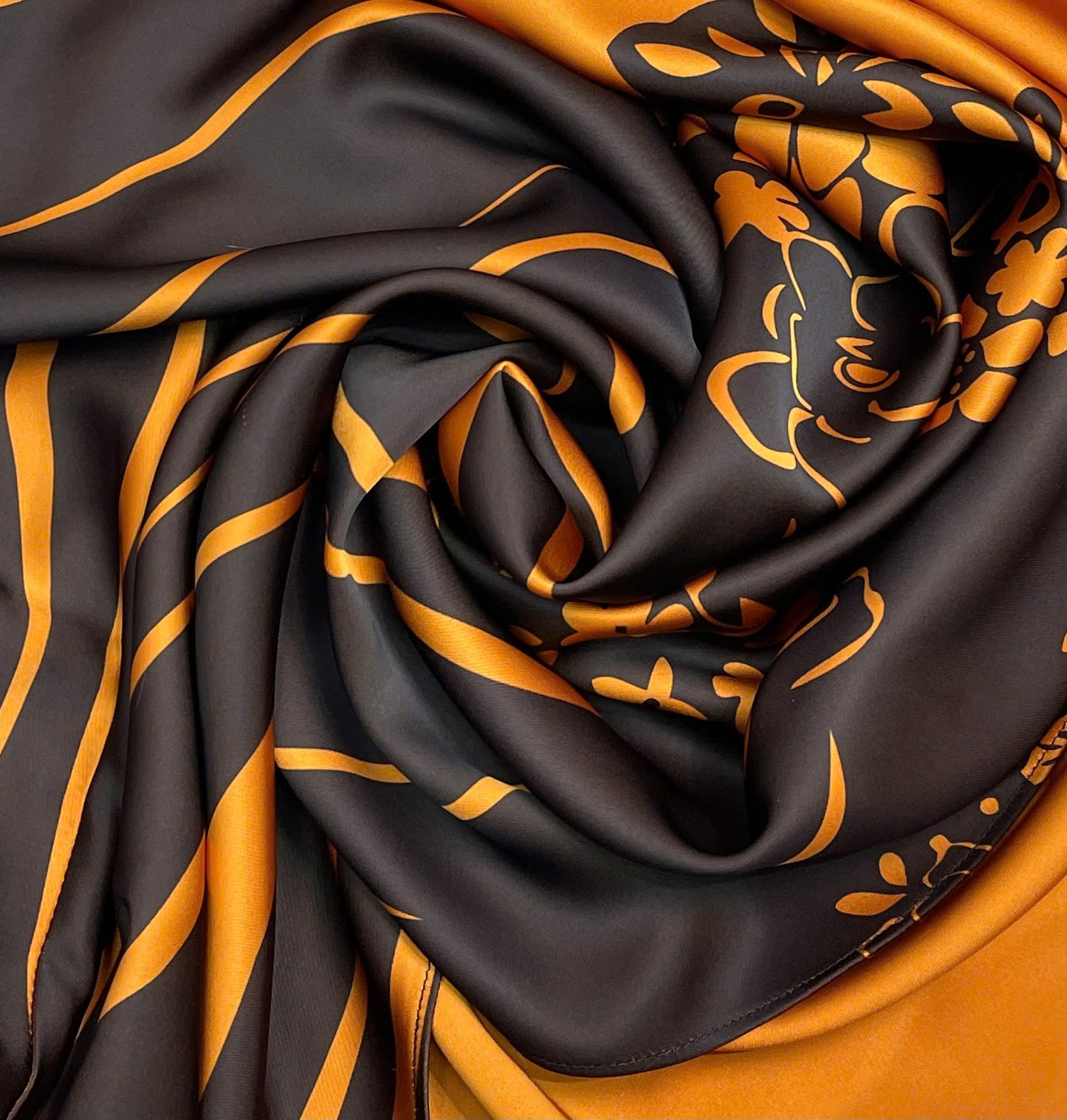 H307 1501 Áo only - Áo dài lụa ánh sao 2 da thiết kế màu đen cam