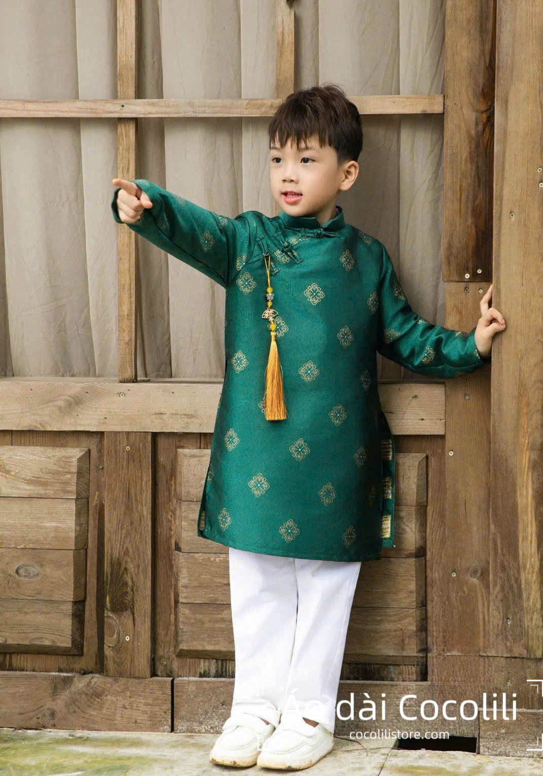 B142 BT61 Bố + bé trai - Áo dài bố và bé trai Tuyết Mai xanh lá