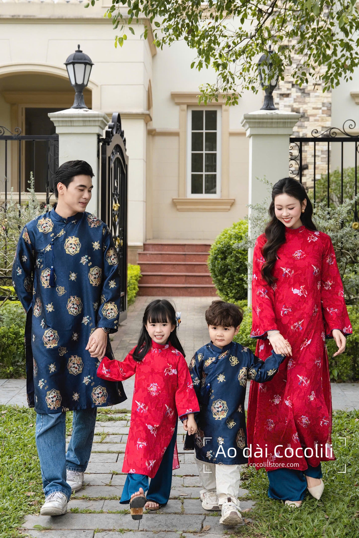 BG85 2699 Áo + quần - Áo dài bé 4 tà tơ màu đỏ