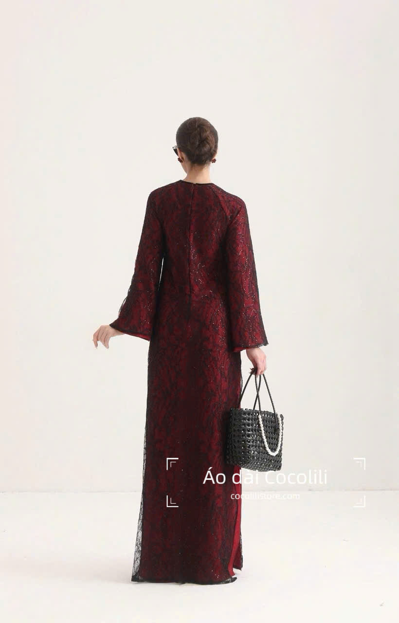 H581 3881 Áo only no pants - Áo dài dáng suông 4 tà ren lót tằm ánh kim đỏ