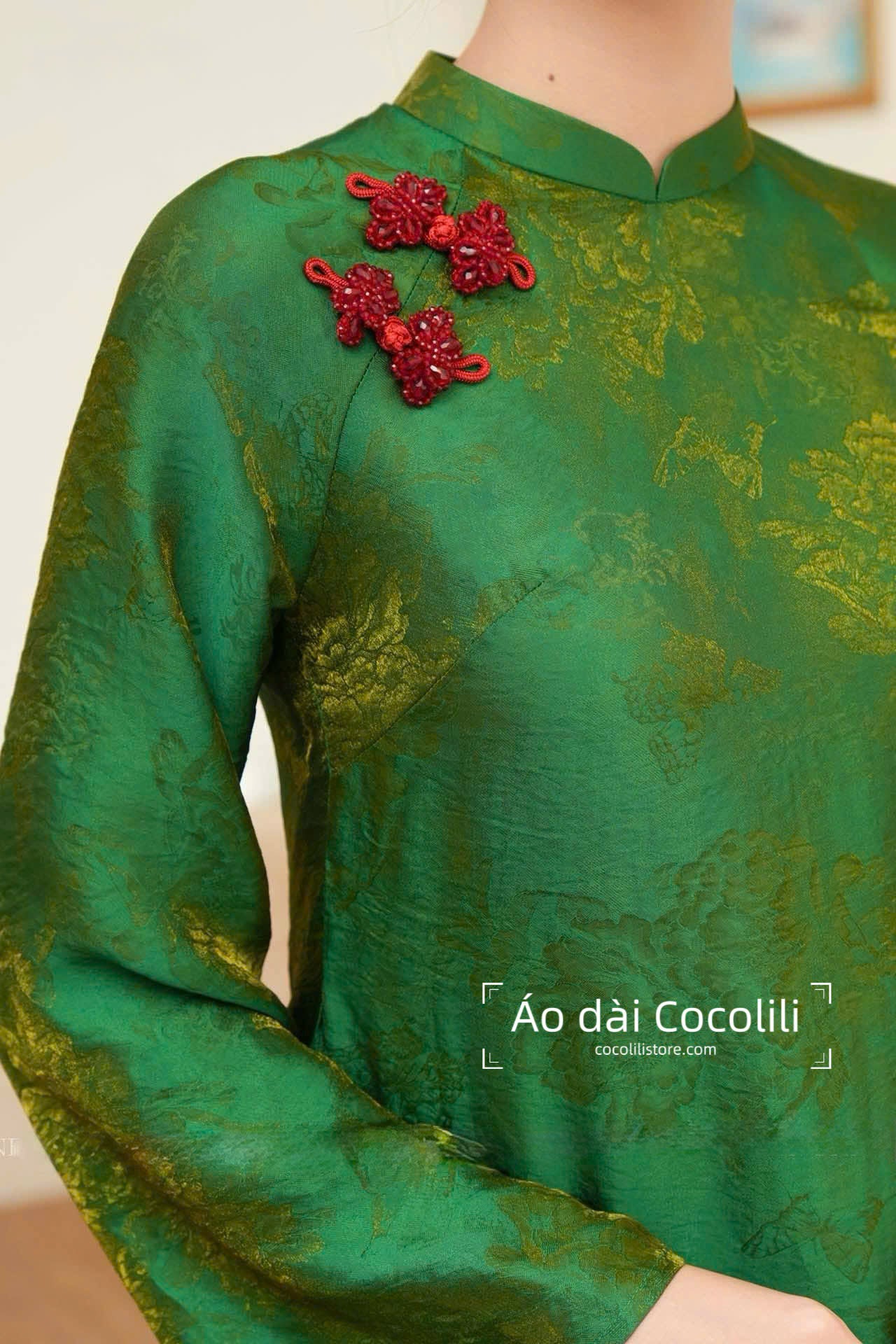 H629 Áo only no pants - Áo dài dáng suông 4 tà tằm tencel ánh kim màu xanh lá