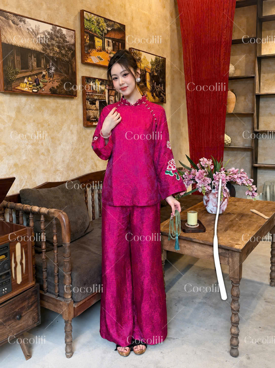 H763 4152 - Set bà ba lụa gấm thọ dơi thêu tay đính kết