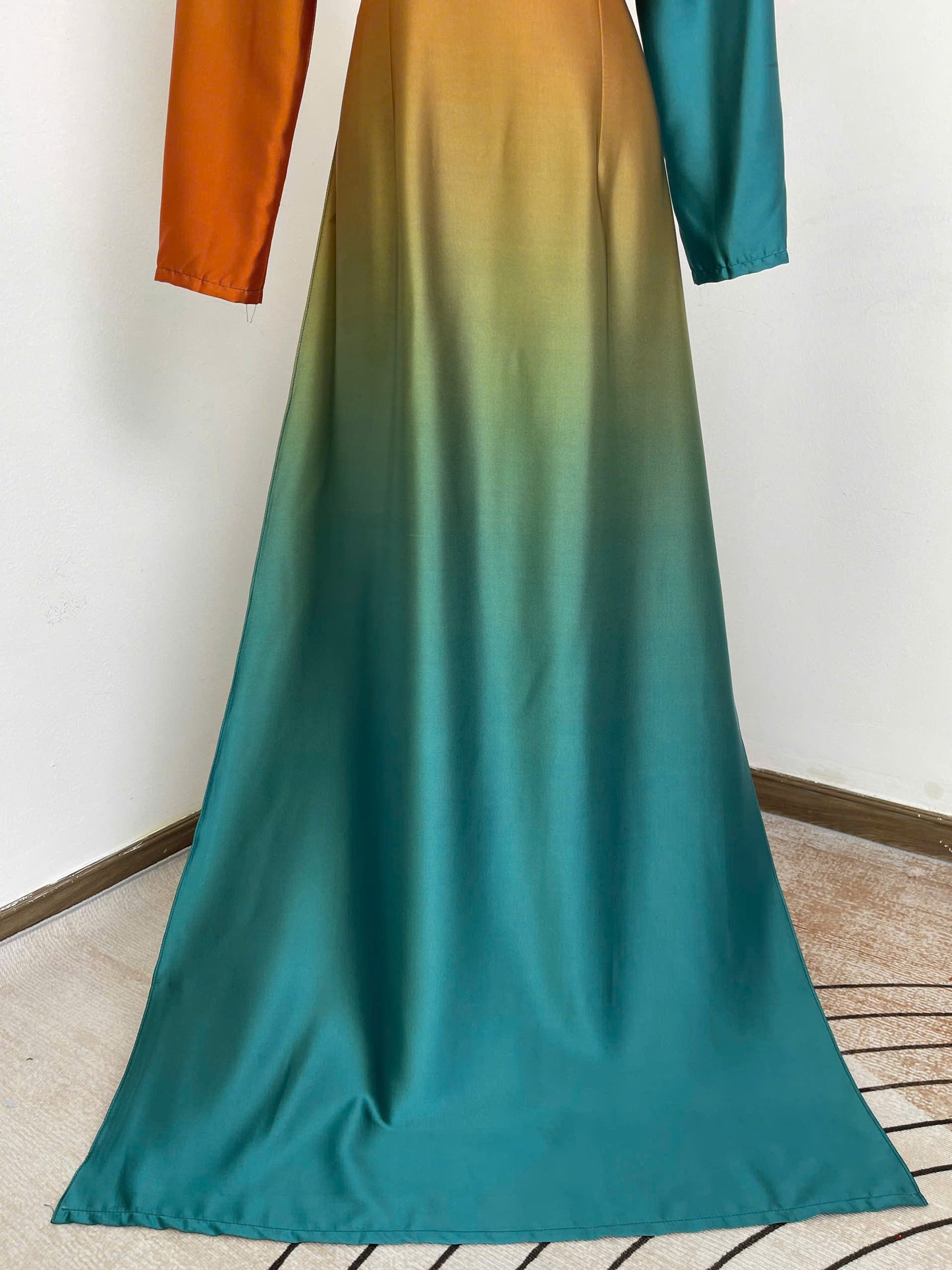 H778 4192 Áo only no pants - Áo dài lụa ánh sao màu loang