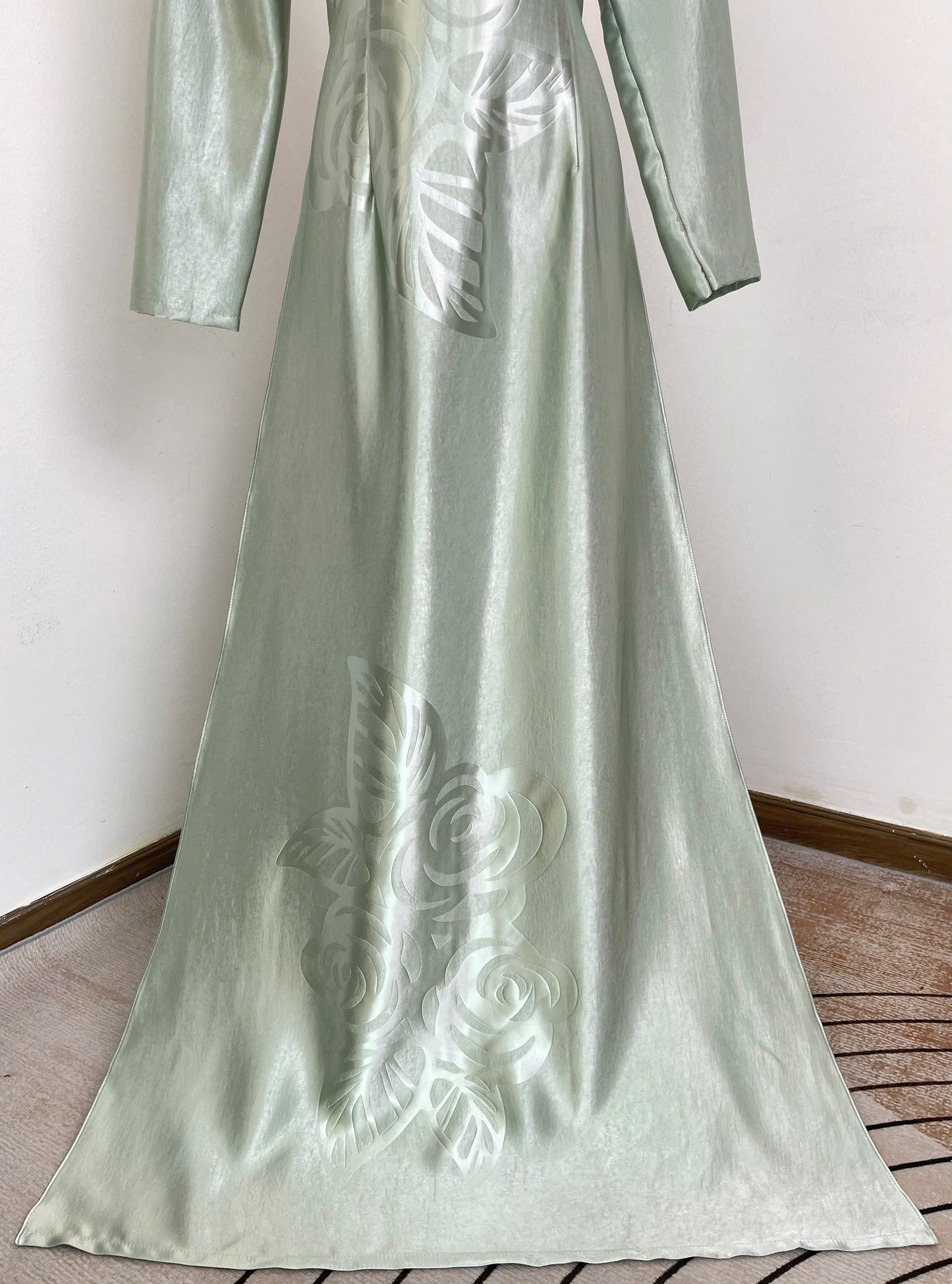 H782 4197 Áo only no pants - Áo dài lụa mã não 4D màu xanh nhạt