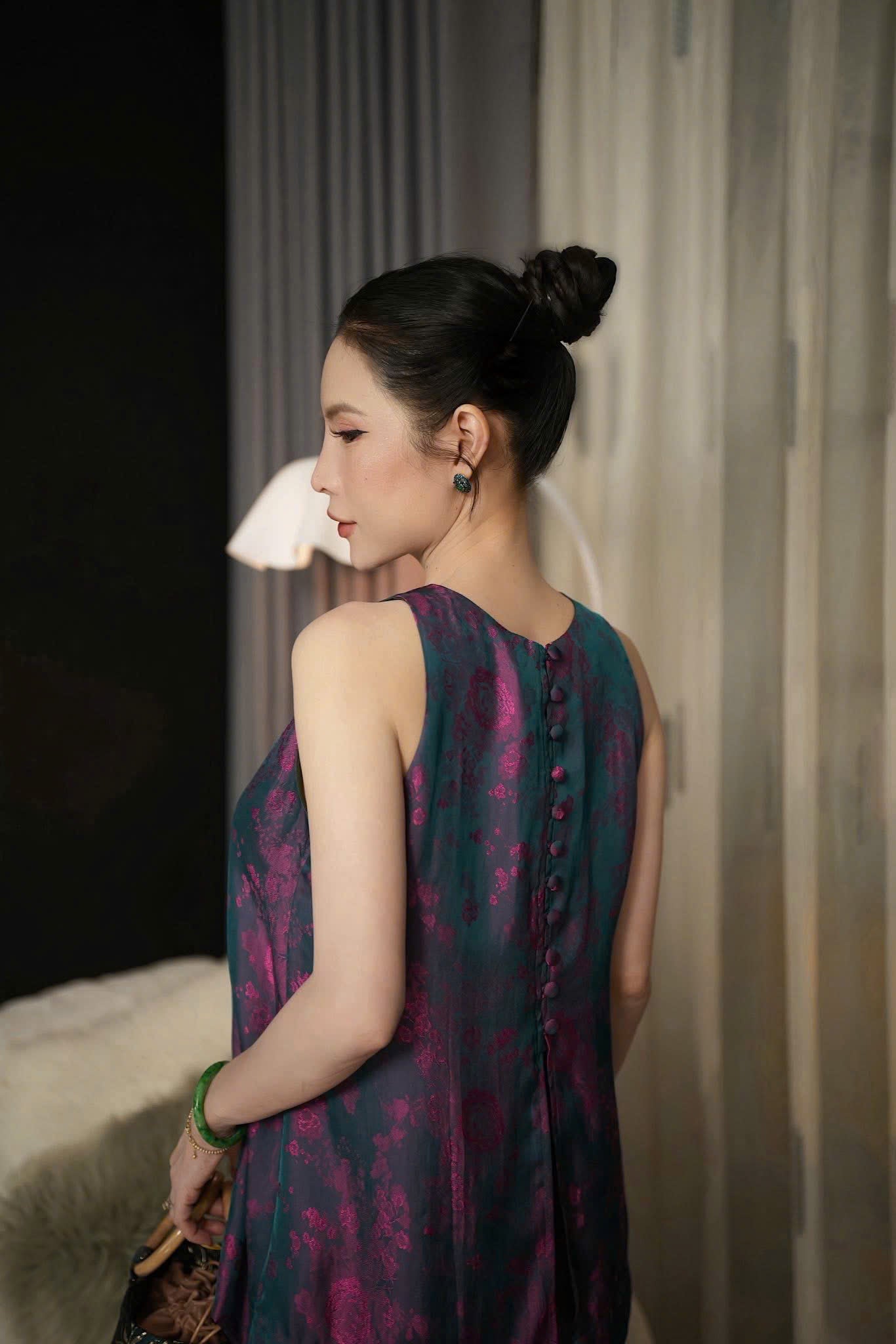 BB250 4456 - Set đồ bộ áo sát nách lụa silk óng