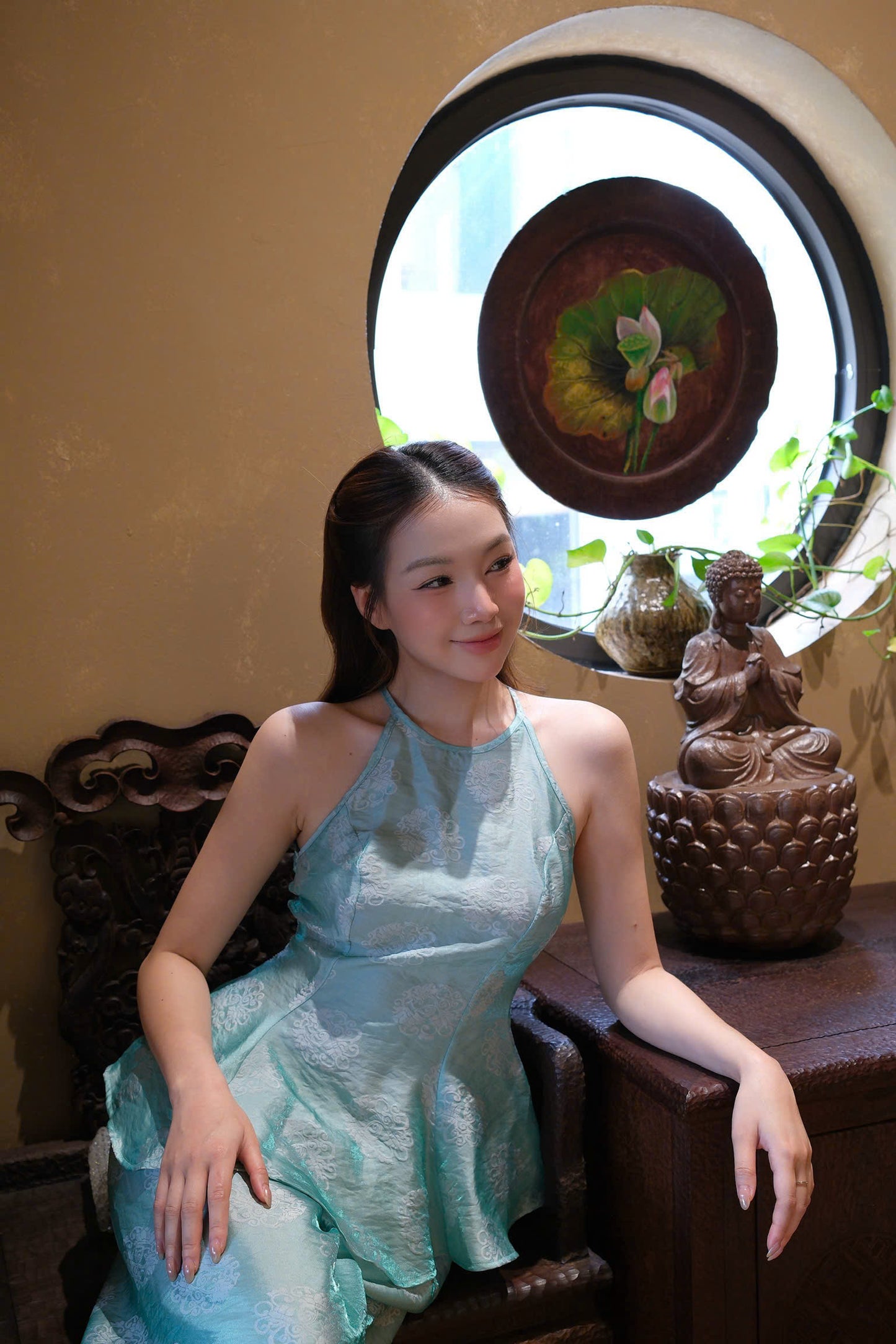 Y34 - Set đồ bộ cổ yếm chiết li eo lụa tằm thọ màu xanh ngọc