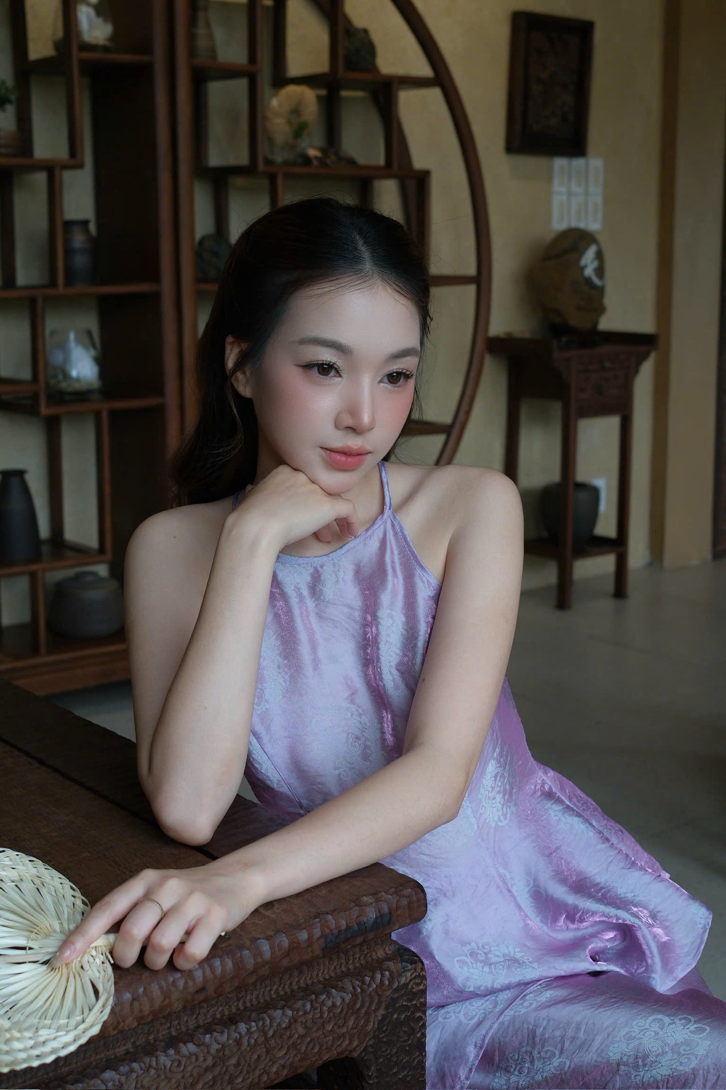 Y35 - Set đồ bộ cổ yếm chiết li eo lụa tằm thọ dơi màu tím cà