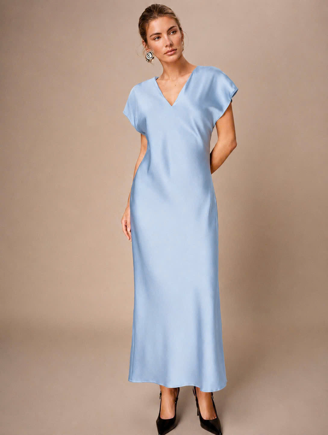 V36 - Đầm lụa màu blue