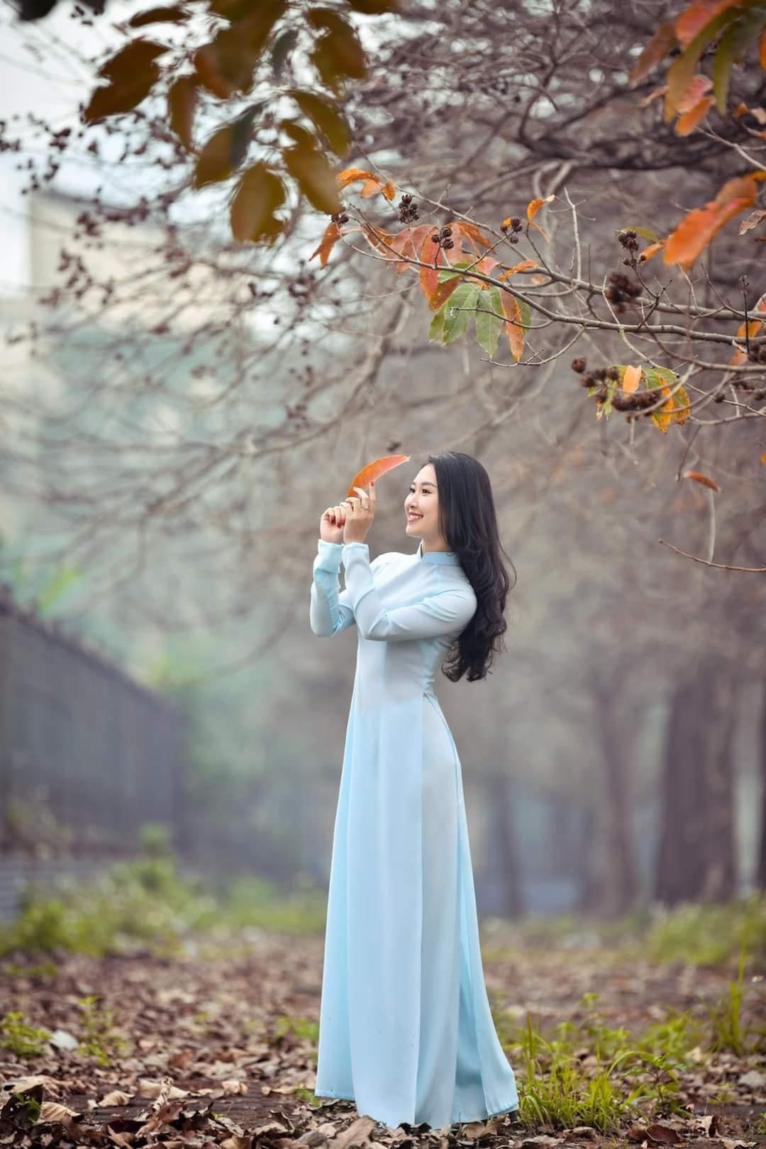 Ao dai lua chiffon 4 ta mau xanh blue - Cocolilistore