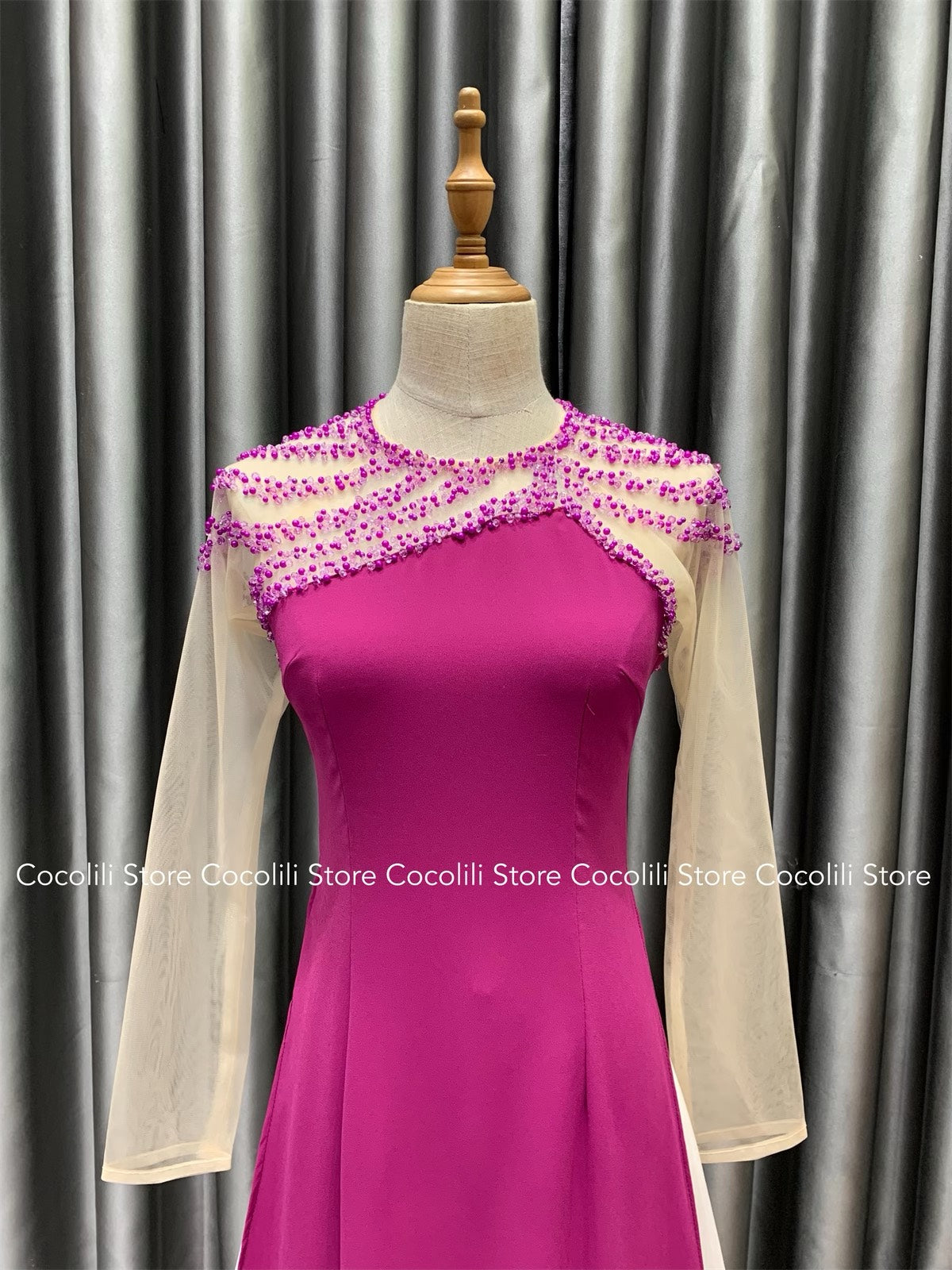S27 shipnhanh Only áo - Áo dài thiết kế chiffon 4 tà phối tay ren màu tím cẩm đính kết sau lưng - Cocolilistore