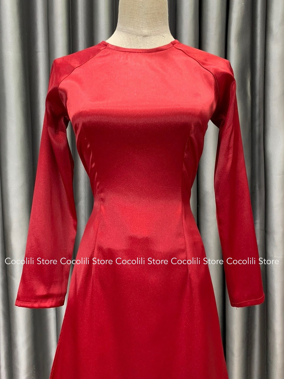 T63 only áo - Áo dài tafta nhũ màu đỏ đô