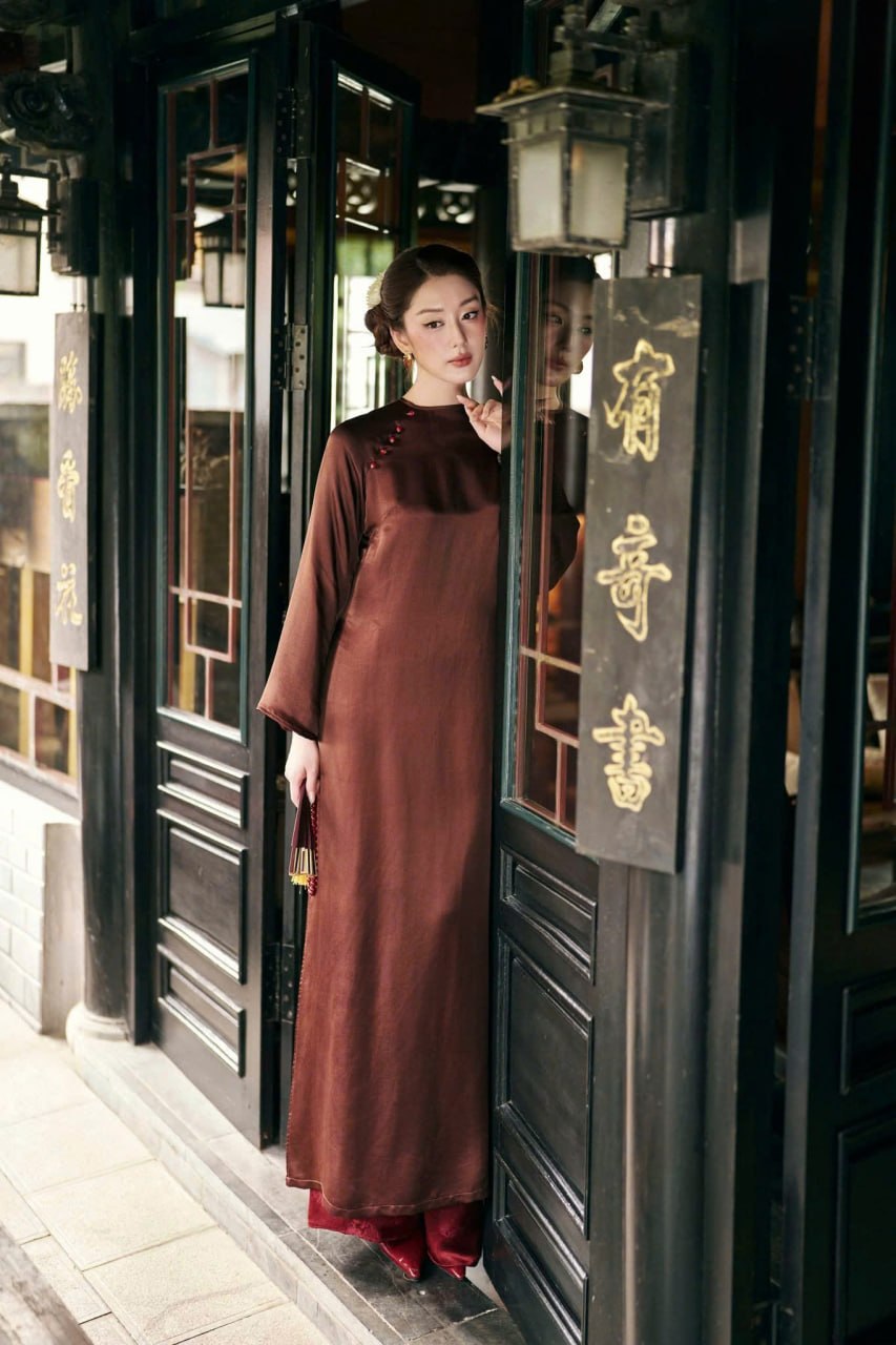 HD175 5203 Áo only no pants - Áo dài dáng suông 2 tà lụa nha xá trơn