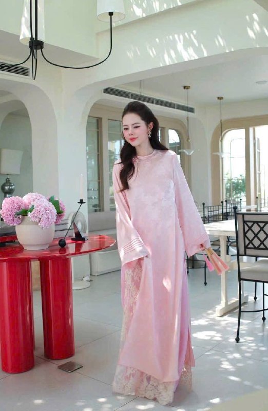 K200 Áo only no pants - Áo dài dáng suông 4 tà lụa gấm lót ren