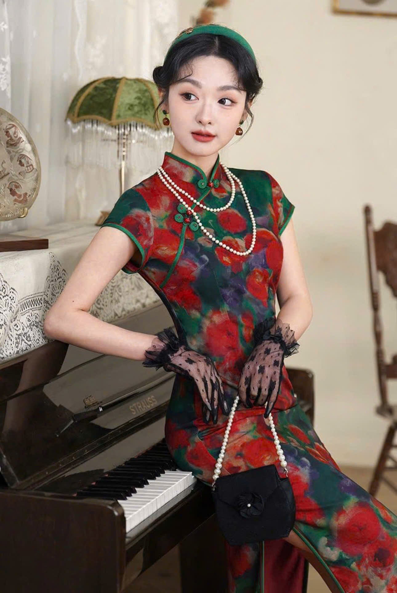 CS03 4849 - Sườn xám lụa dài Diệp anh hồng