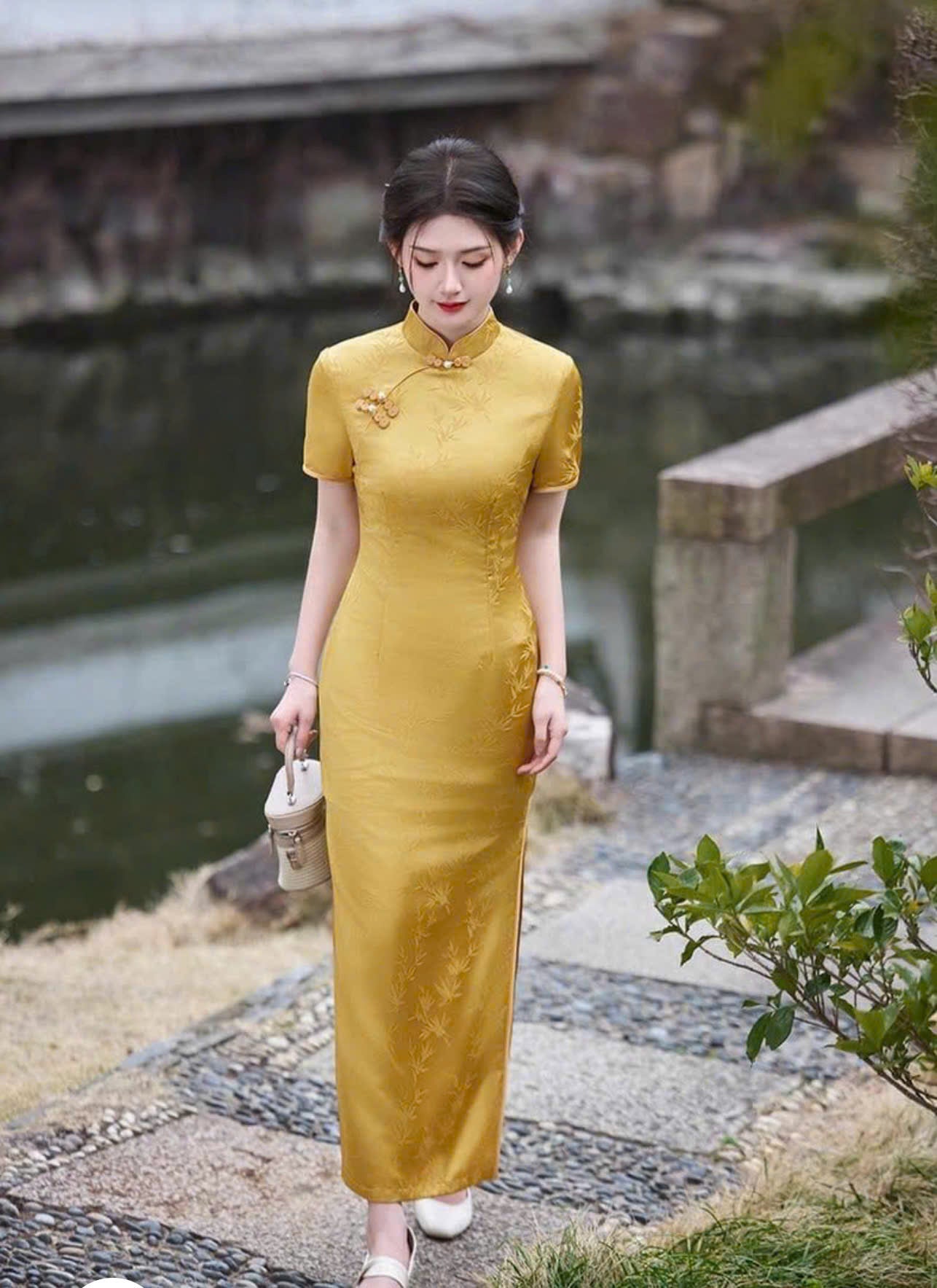 CS02 - Sườn xám lụa dài Kim hoàng ý