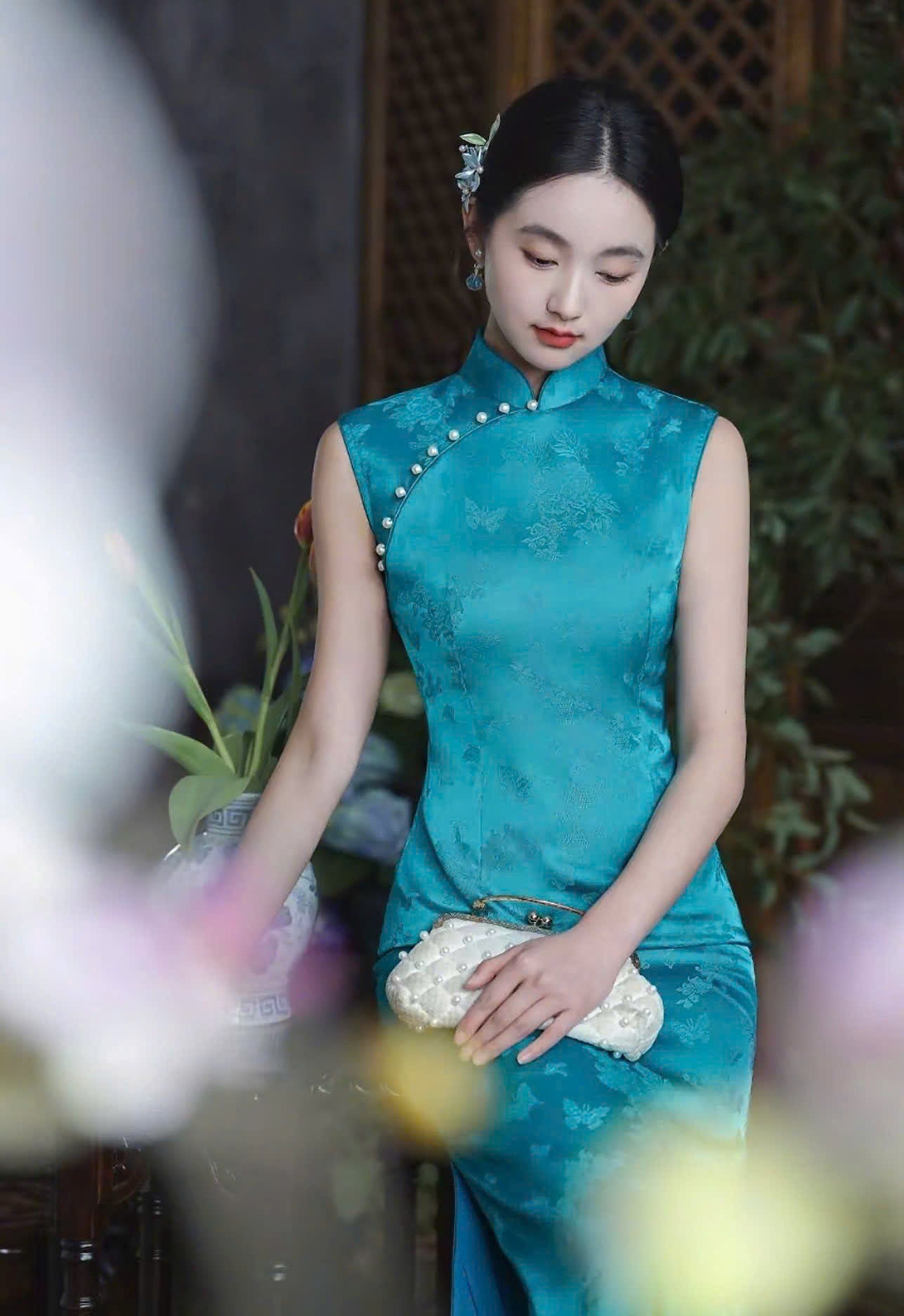 CS11 - Sườn xám dài lam giang